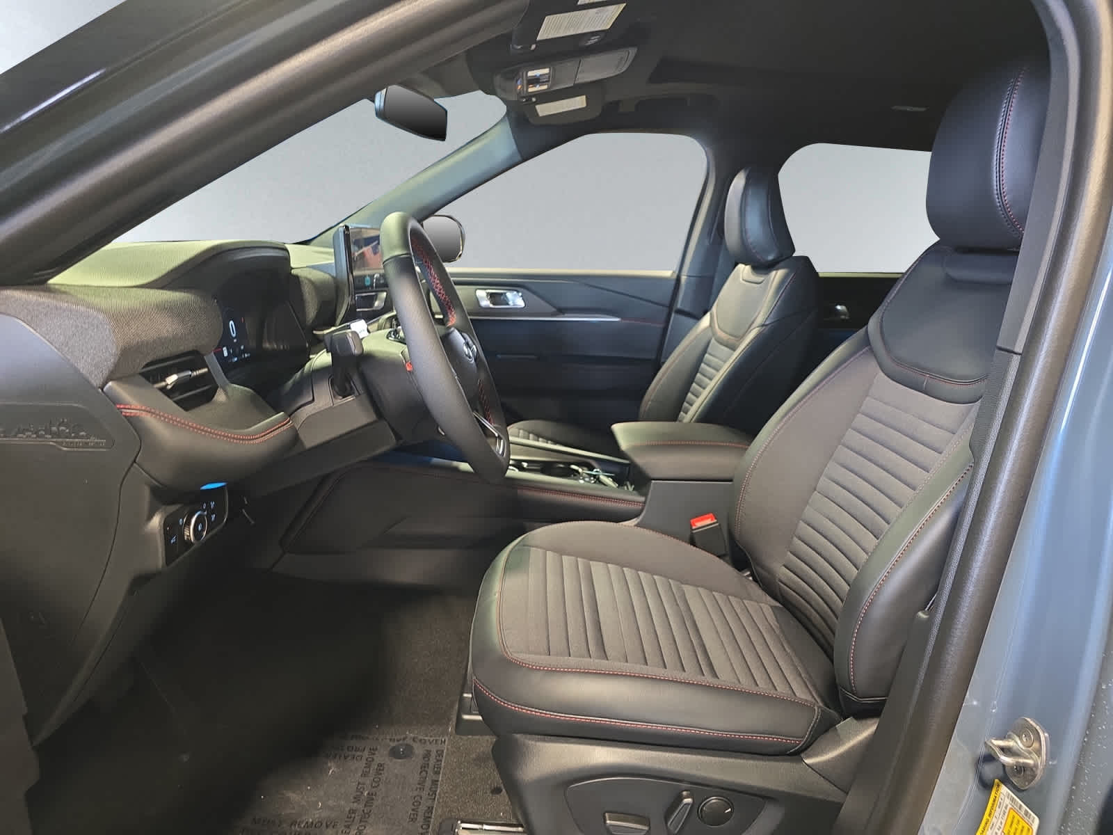 new 2025 Ford Explorer car, priced at $51,468