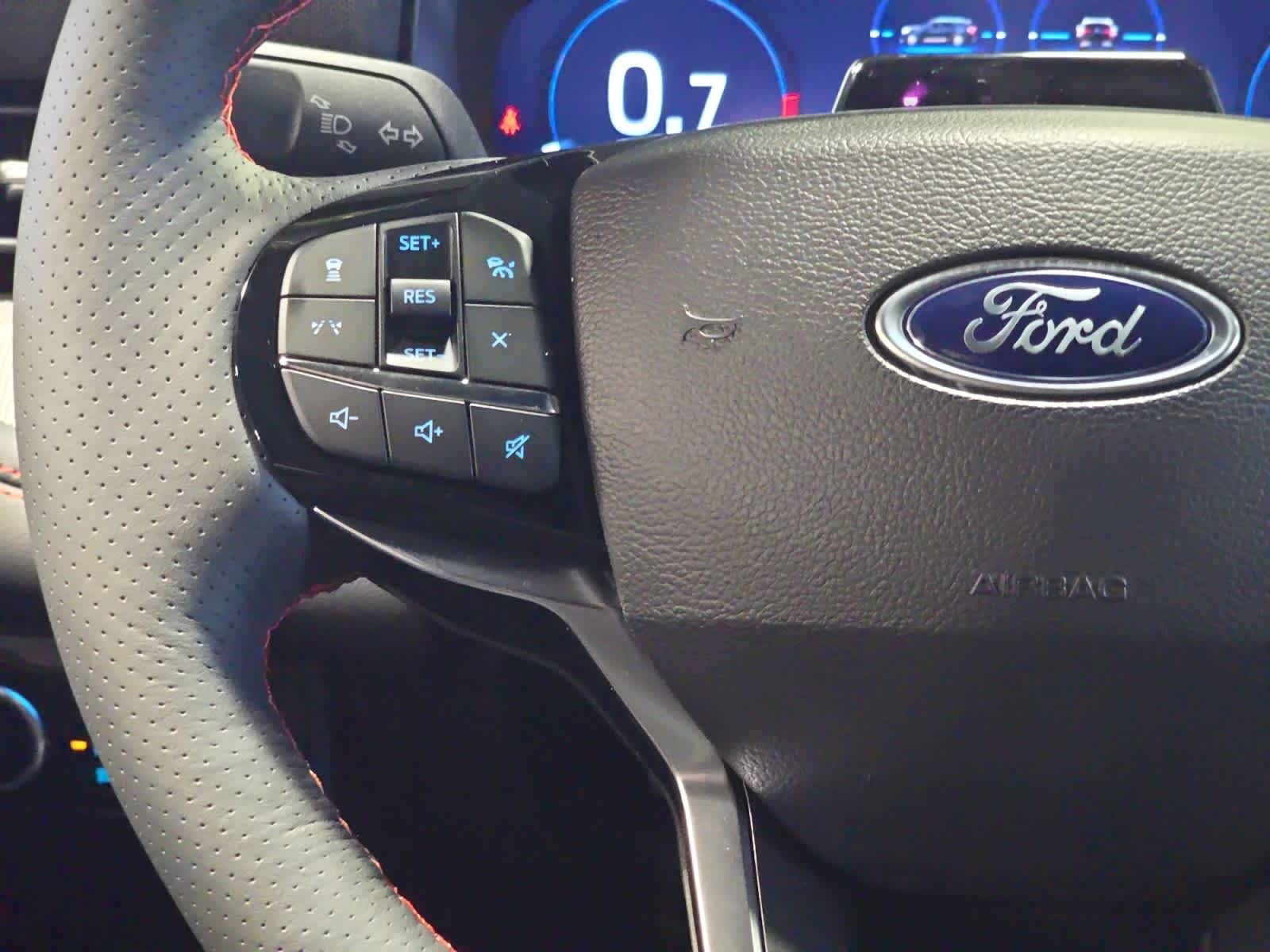 new 2025 Ford Explorer car, priced at $51,195