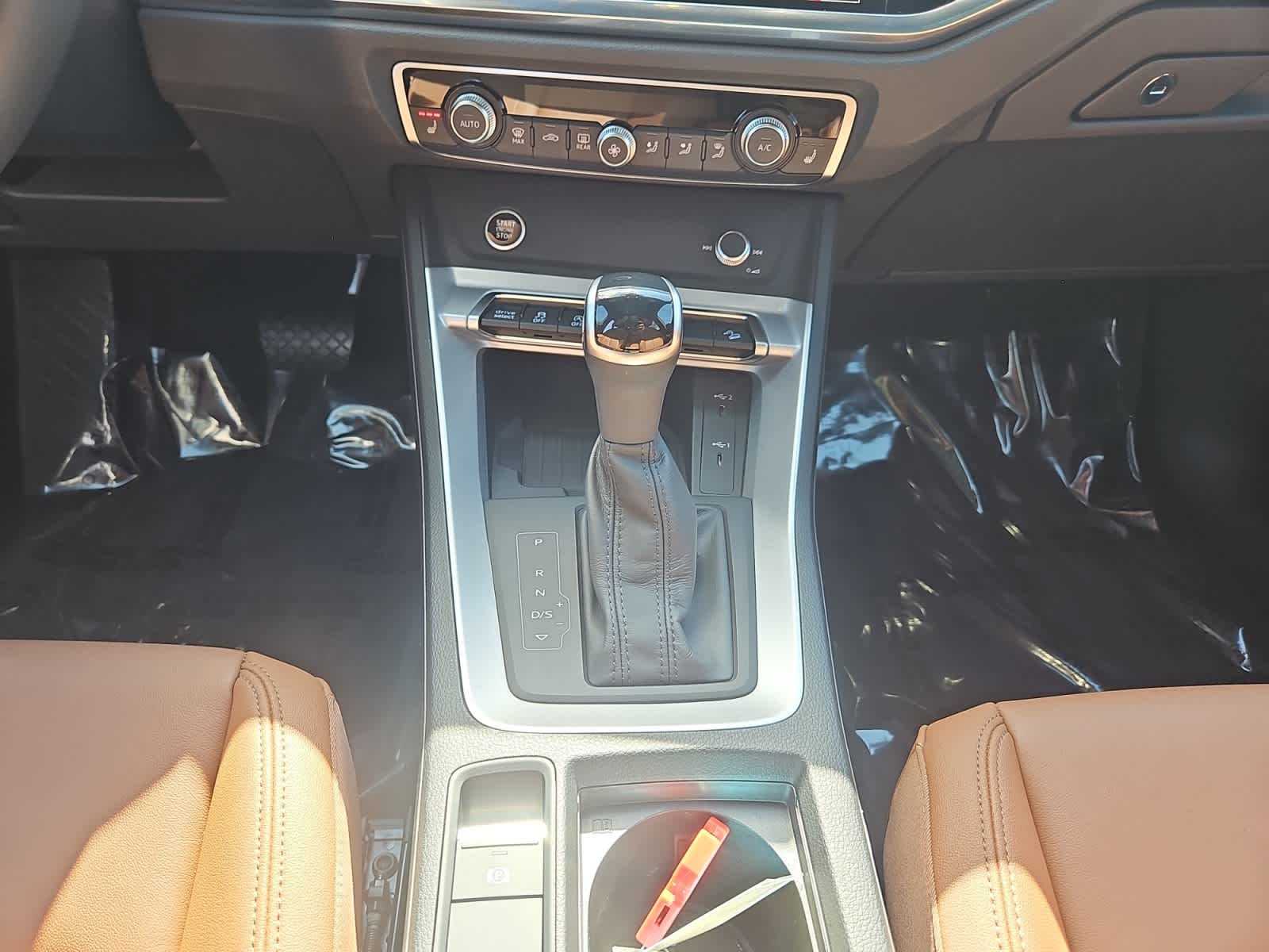 used 2024 Audi Q3 car, priced at $33,888