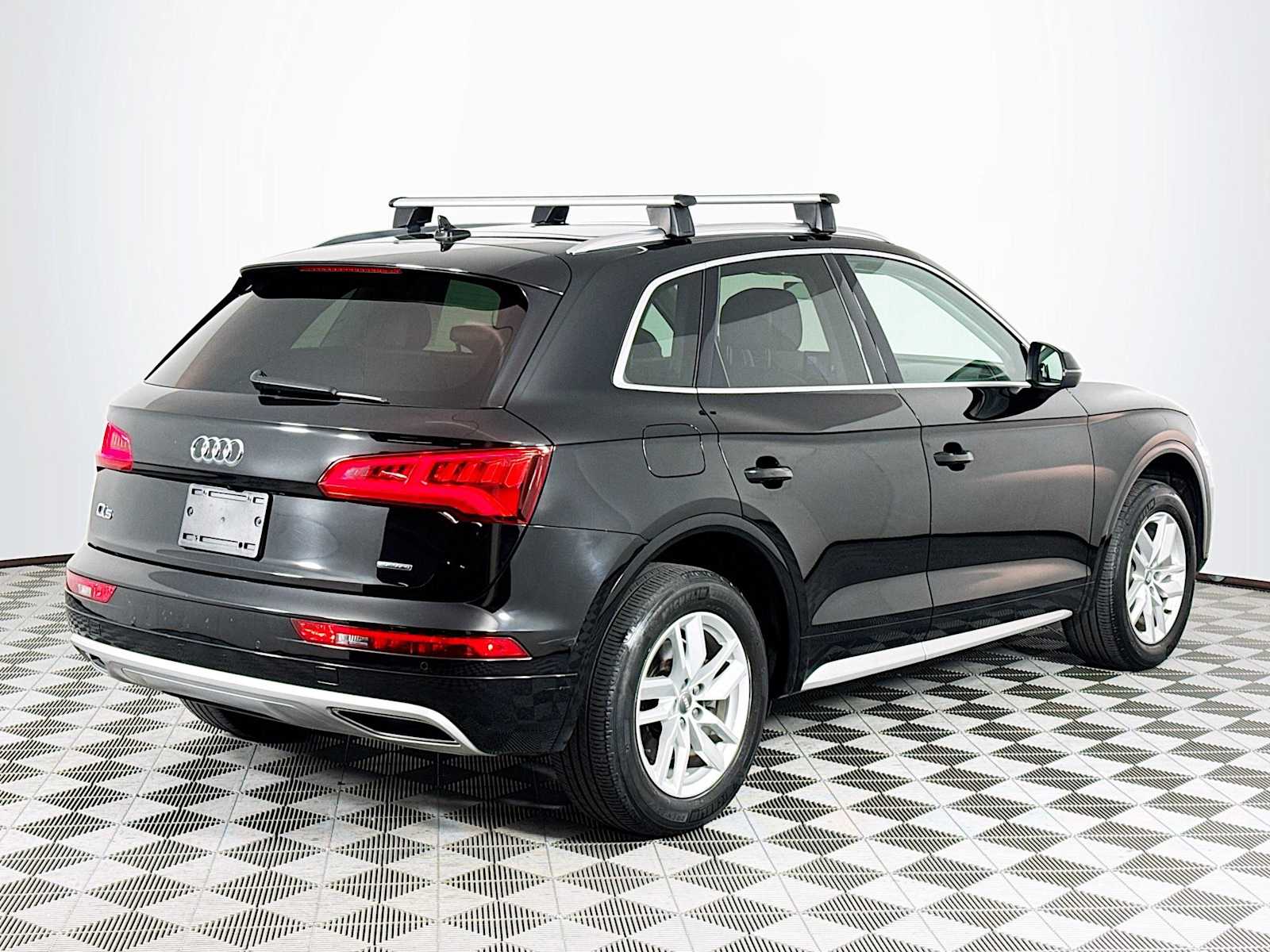 used 2020 Audi Q5 car, priced at $20,387