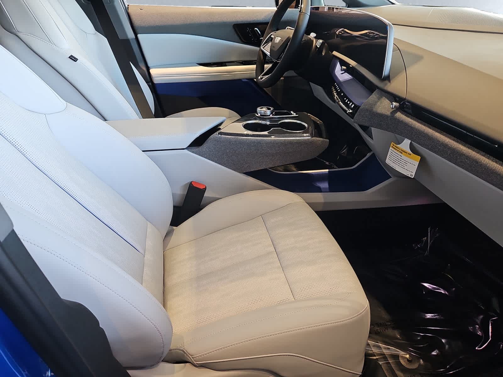 new 2025 Cadillac OPTIQ car, priced at $57,215