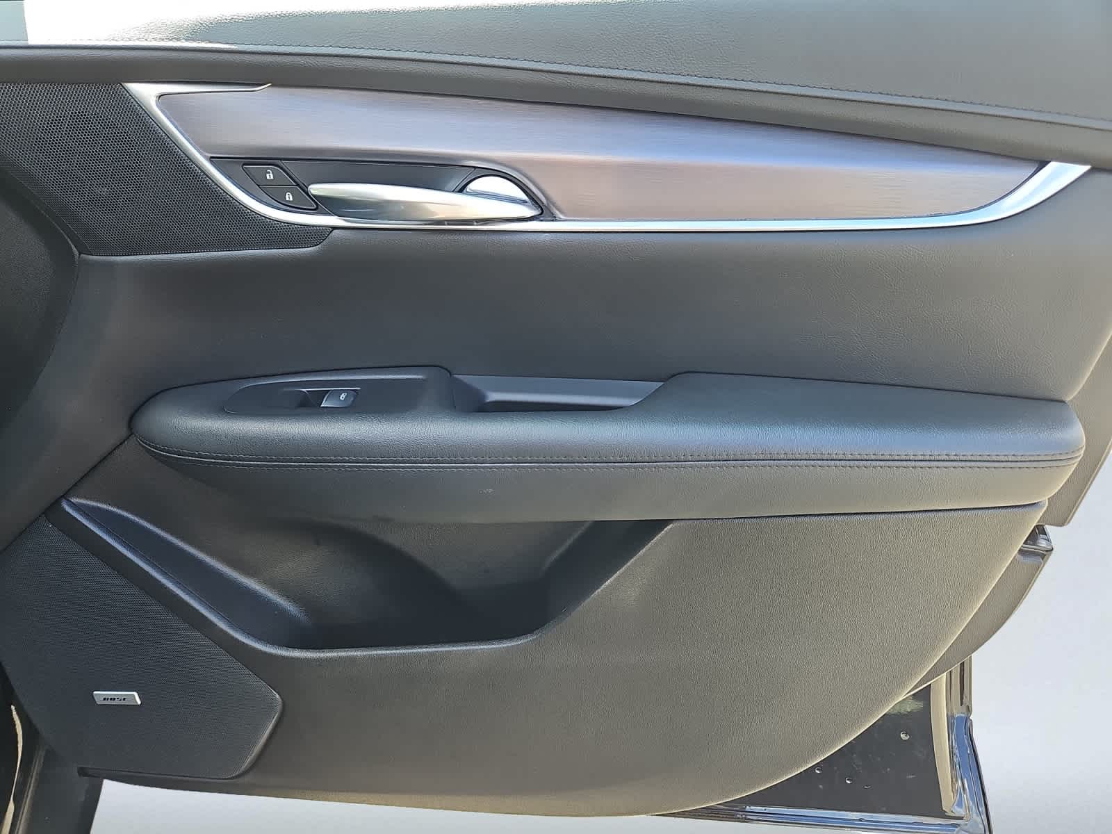 used 2019 Cadillac XT5 car, priced at $29,998