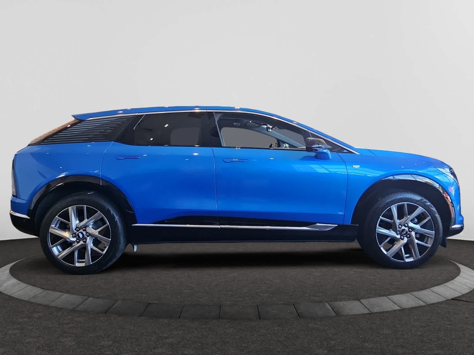 new 2025 Cadillac OPTIQ car, priced at $57,215