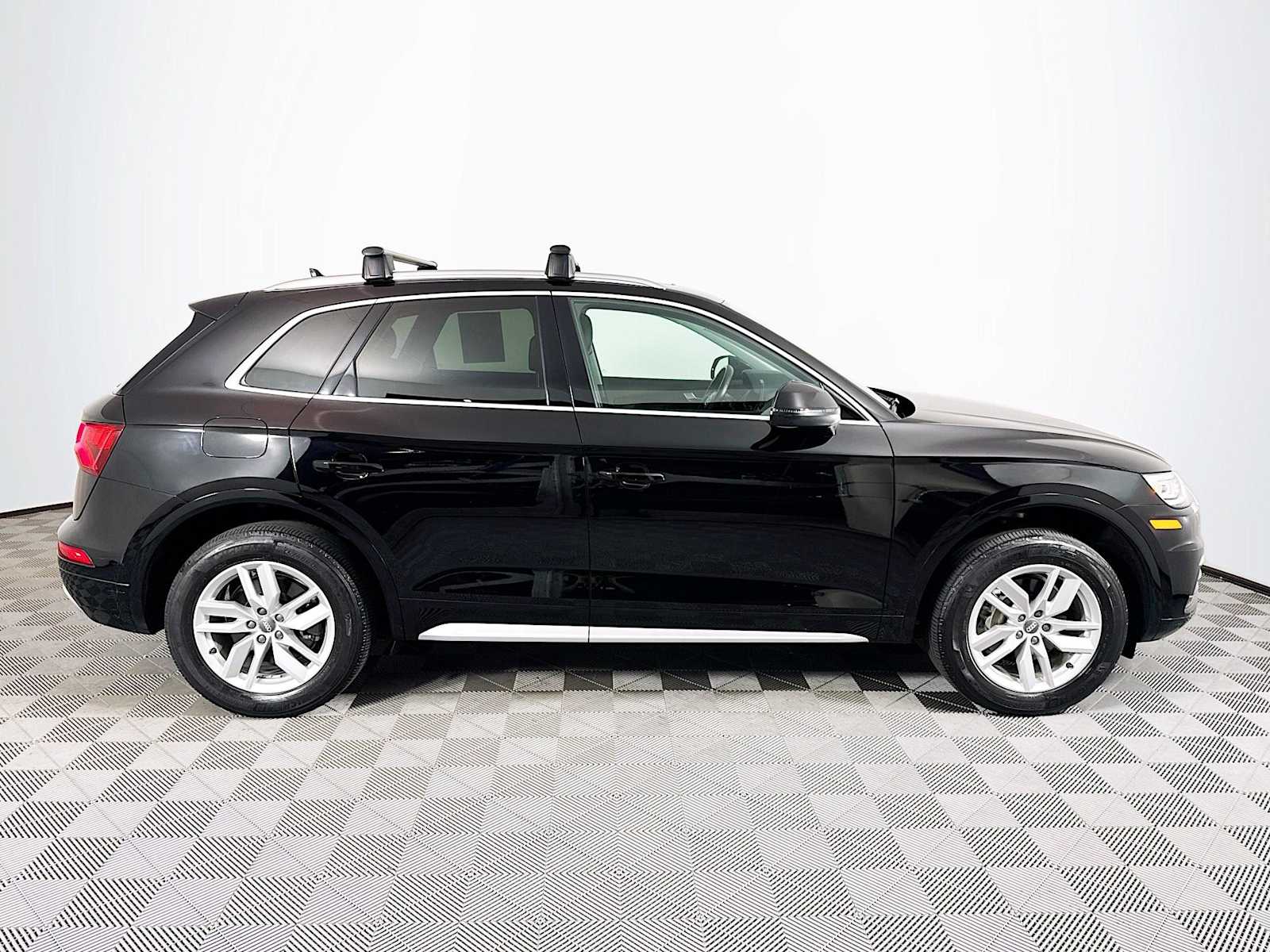 used 2020 Audi Q5 car, priced at $20,387