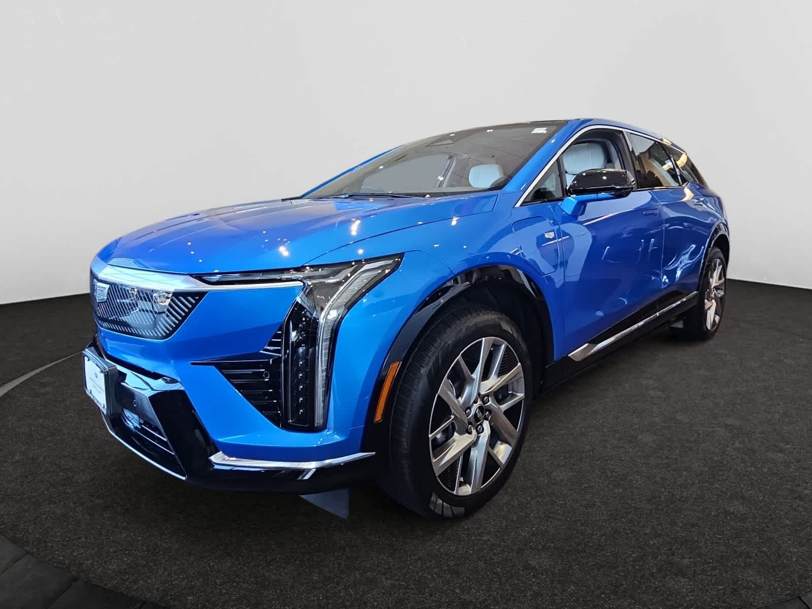 new 2025 Cadillac OPTIQ car, priced at $57,215