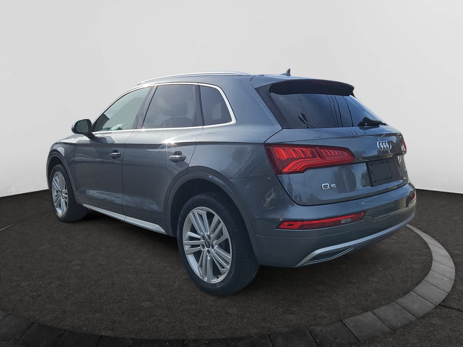 used 2018 Audi Q5 car, priced at $18,987