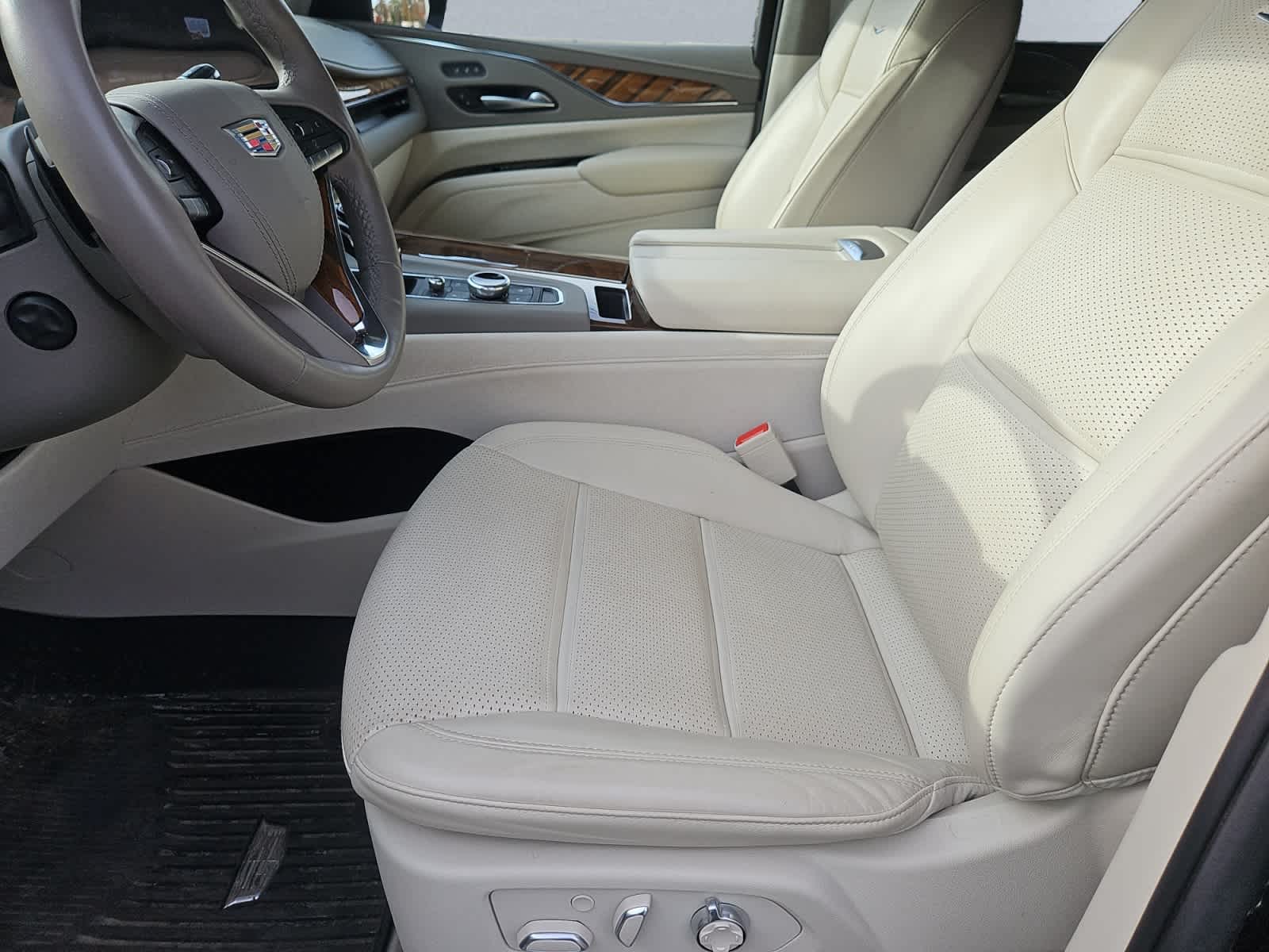 used 2024 Cadillac Escalade car, priced at $99,387