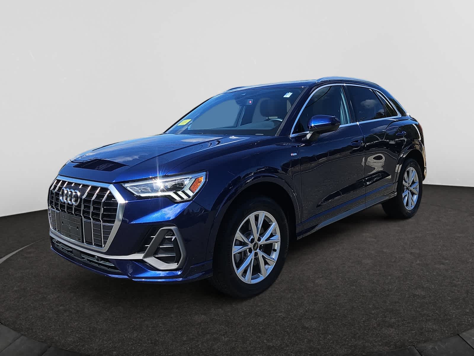 used 2024 Audi Q3 car, priced at $33,888