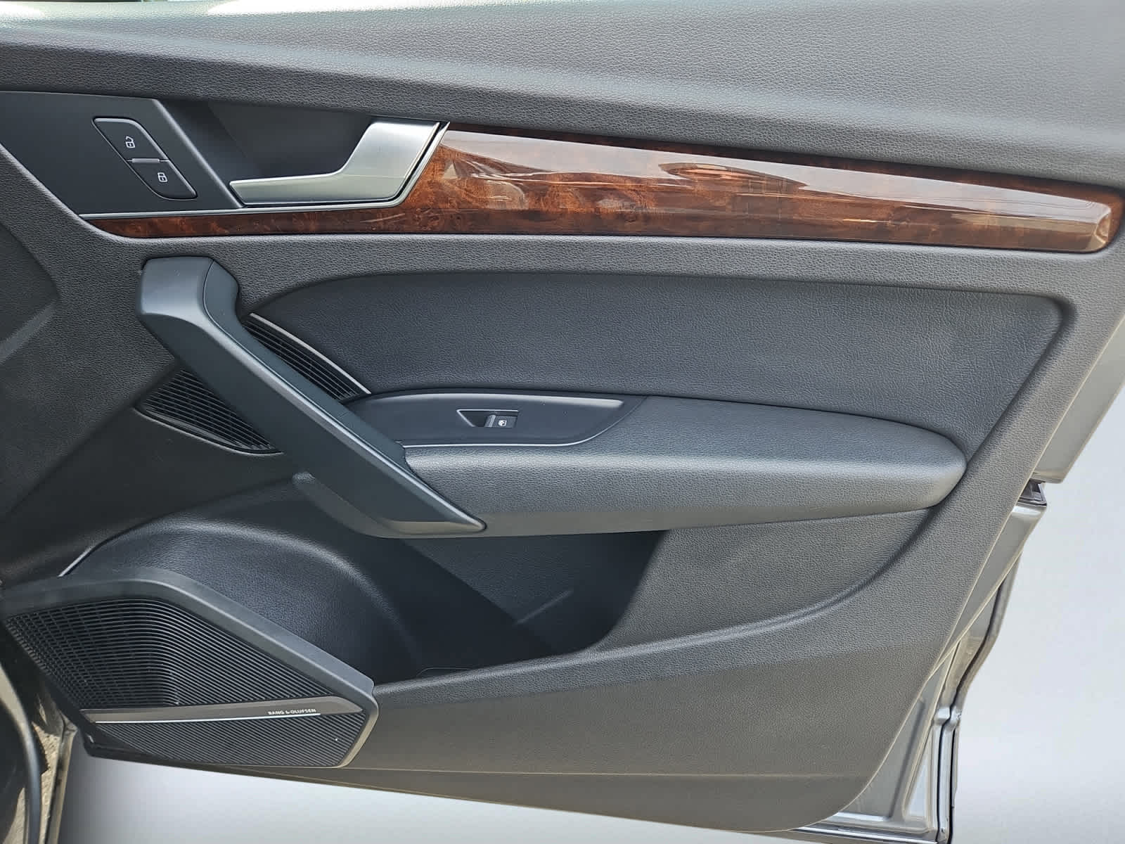 used 2018 Audi Q5 car, priced at $18,987