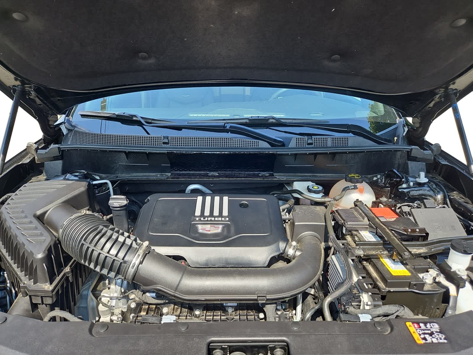 used 2024 Cadillac XT6 car, priced at $42,788