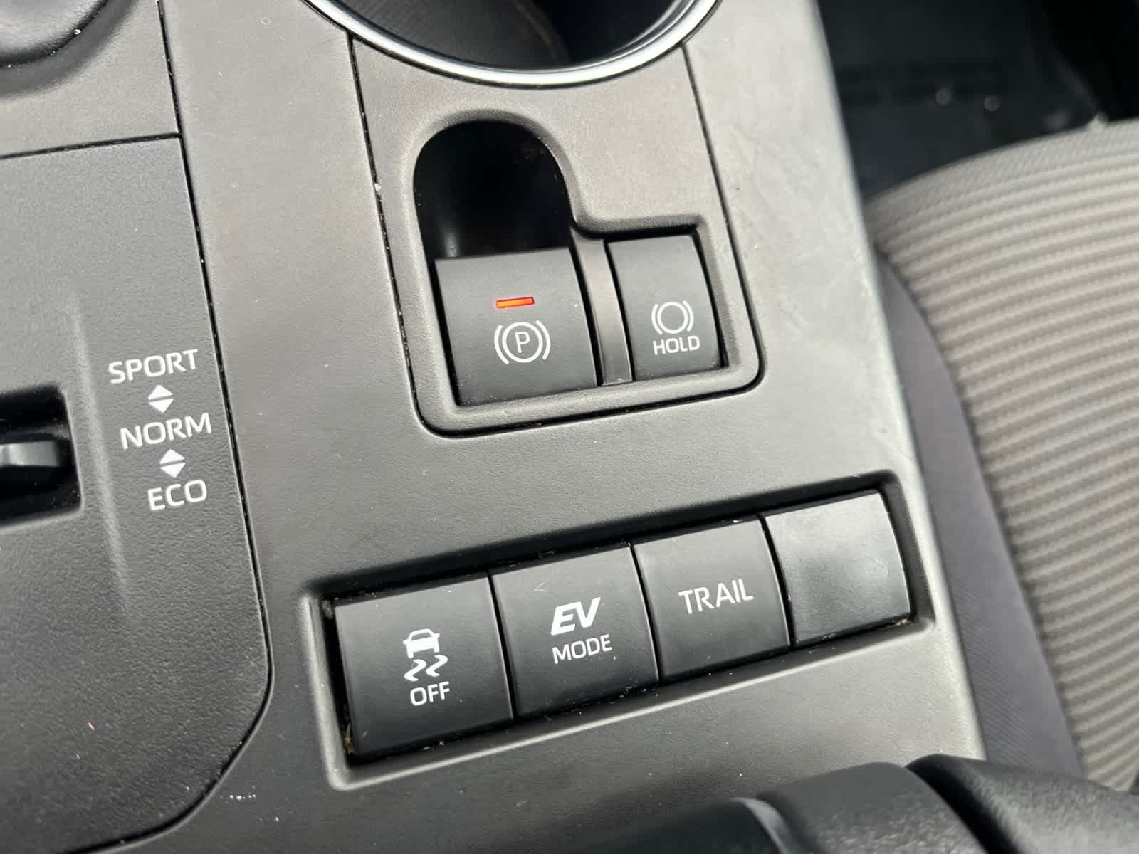 used 2020 Toyota Highlander car, priced at $26,894