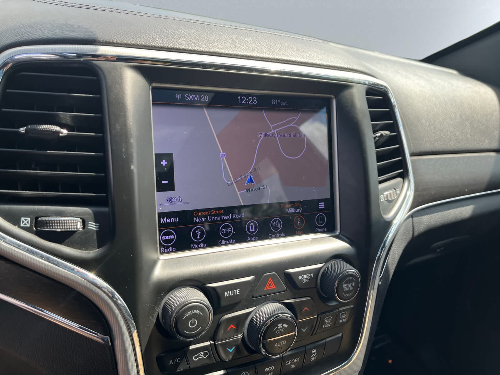 used 2018 Jeep Grand Cherokee car, priced at $14,987