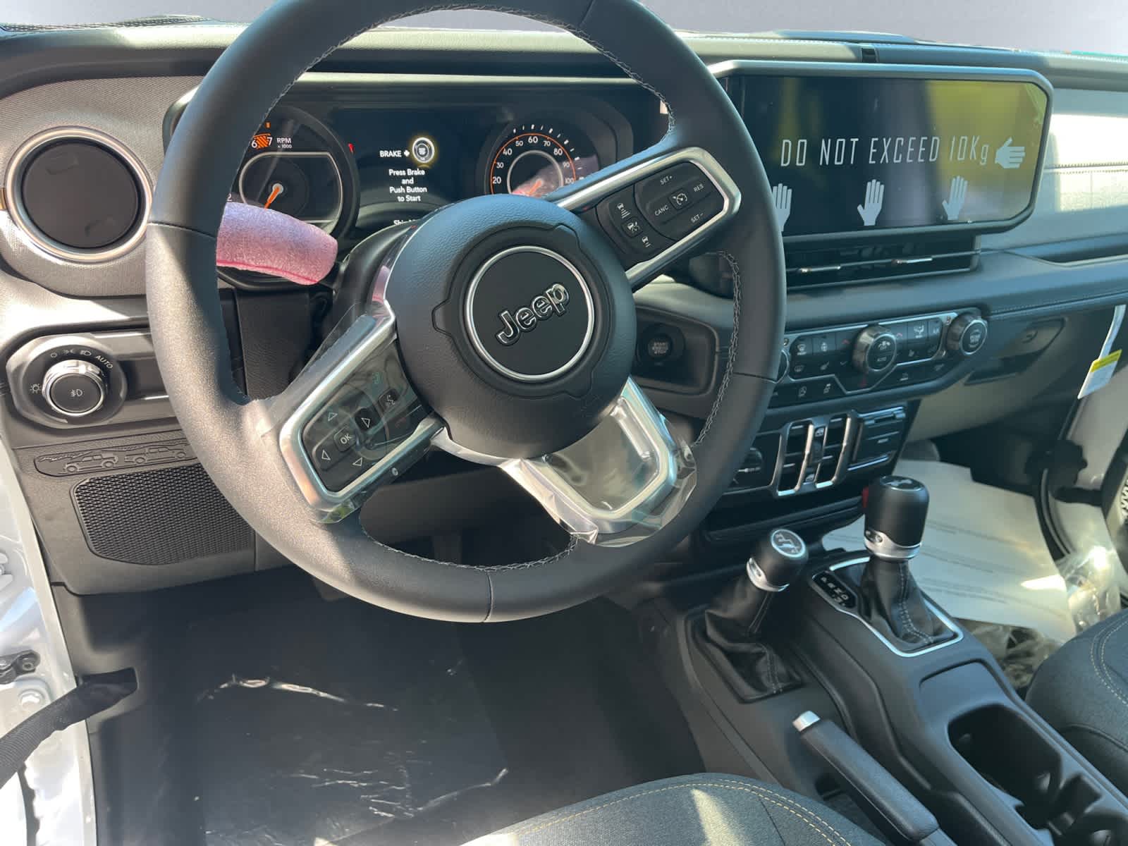 new 2025 Jeep Wrangler car, priced at $53,530