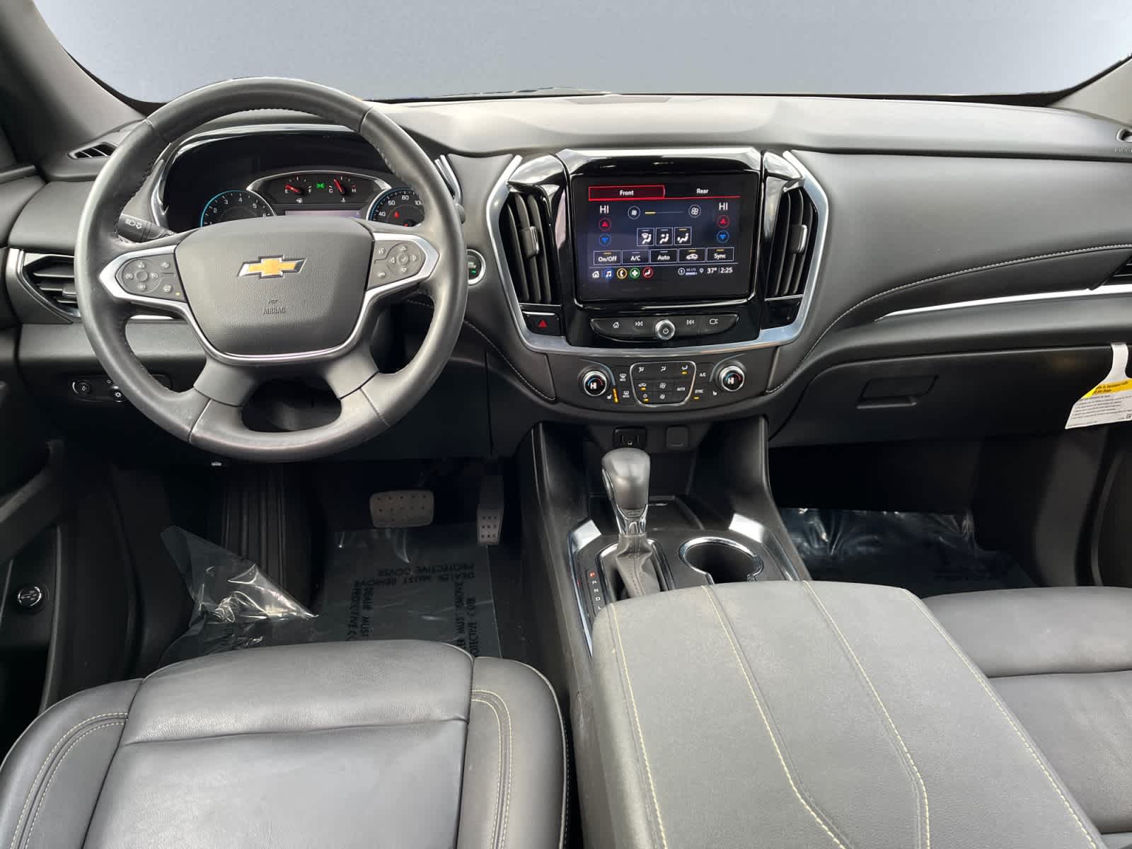 used 2022 Chevrolet Traverse car, priced at $33,328