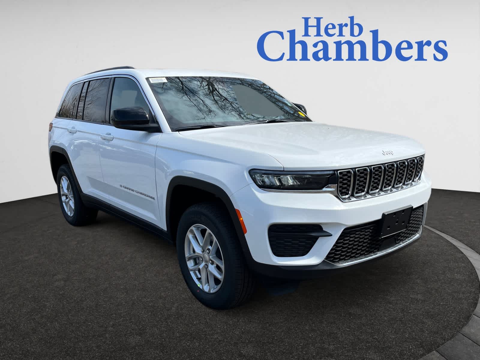 new 2025 Jeep Grand Cherokee car, priced at $41,780