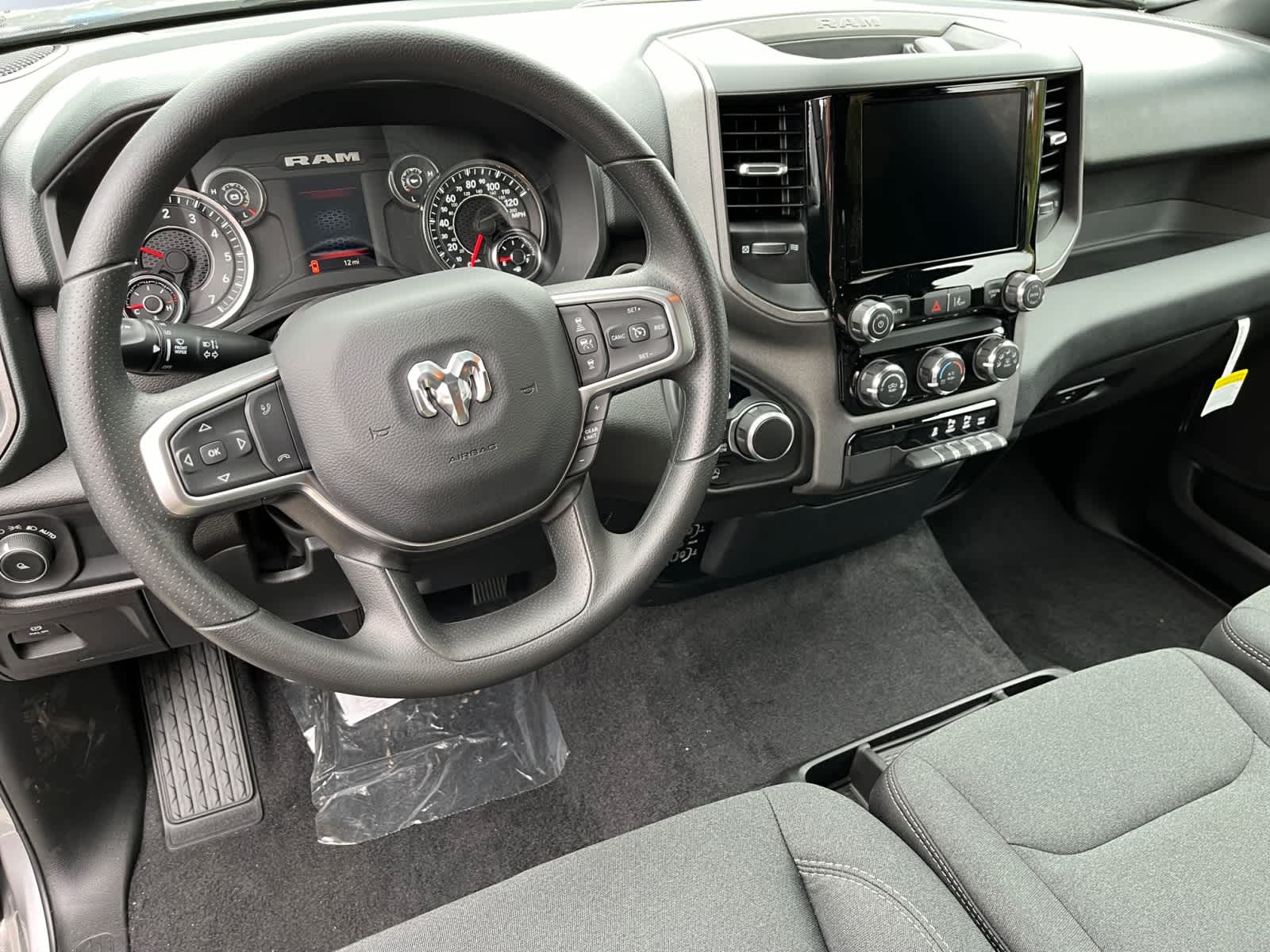 new 2025 Ram 1500 car, priced at $46,860