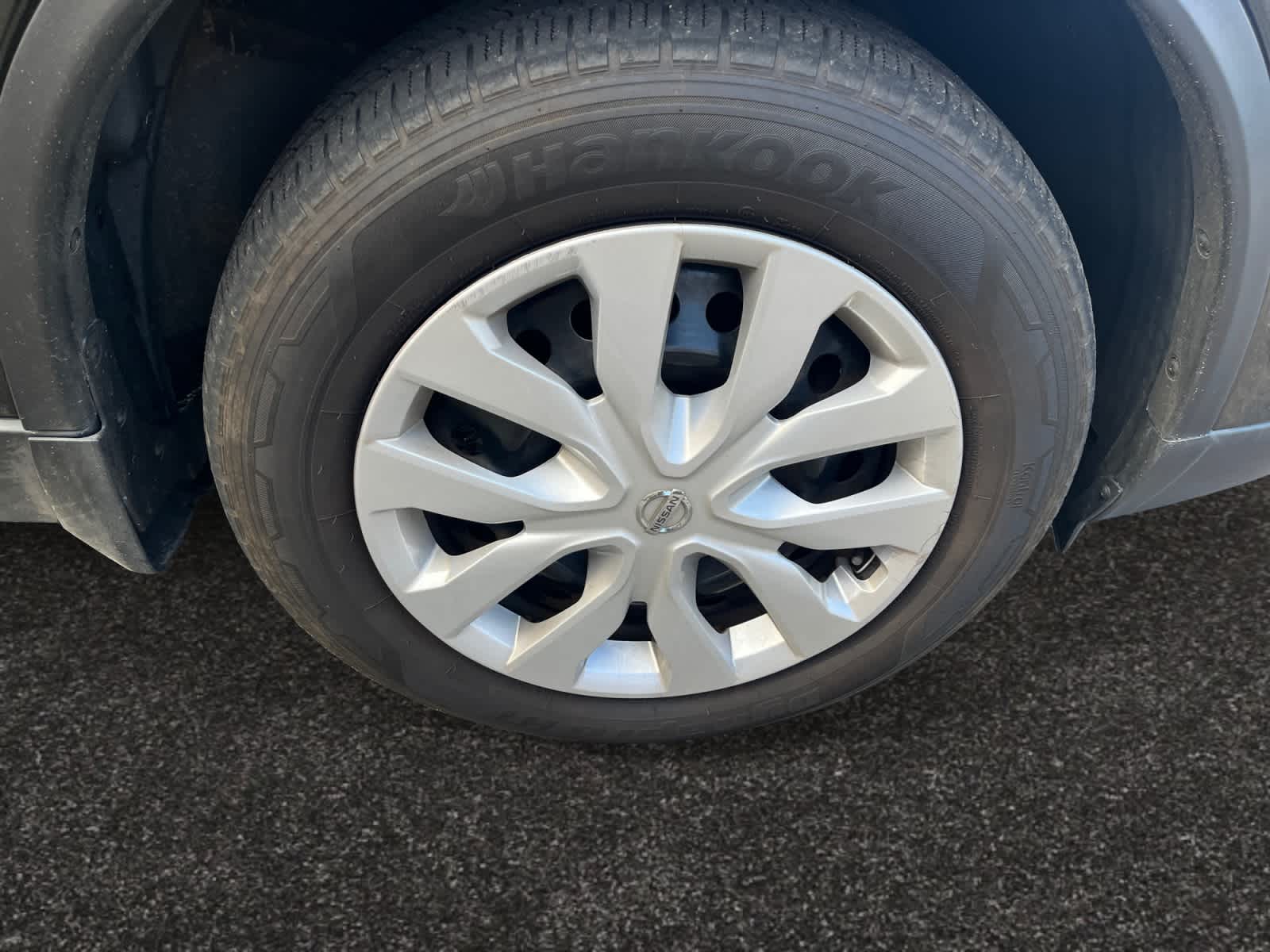 used 2016 Nissan Rogue car, priced at $11,375