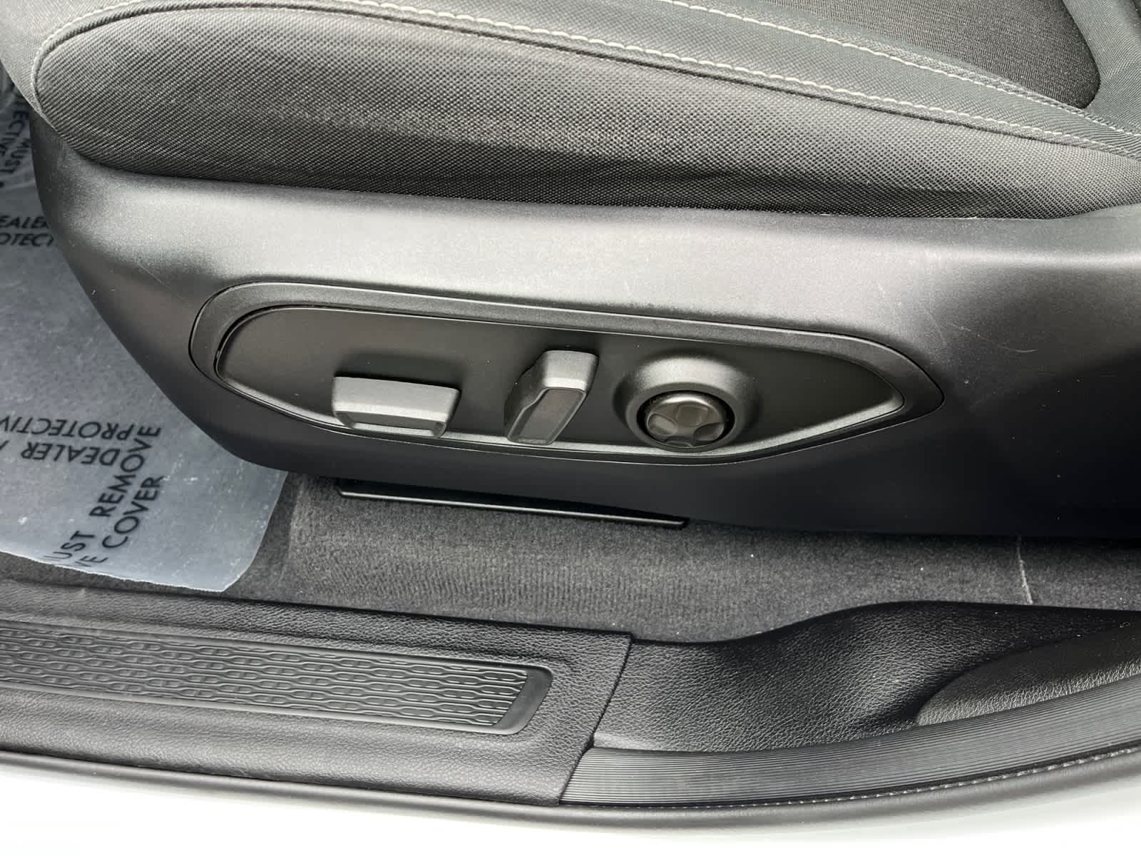 used 2024 Jeep Grand Cherokee car, priced at $32,280