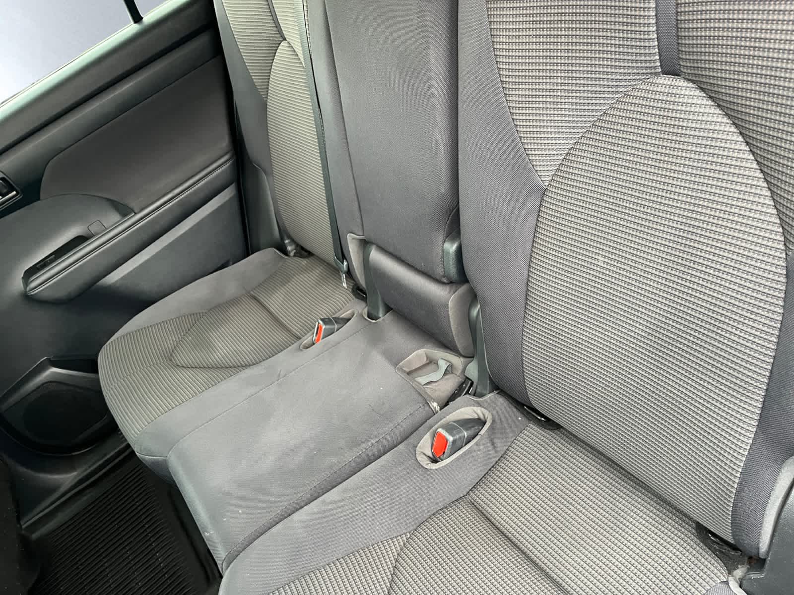 used 2020 Toyota Highlander car, priced at $26,894