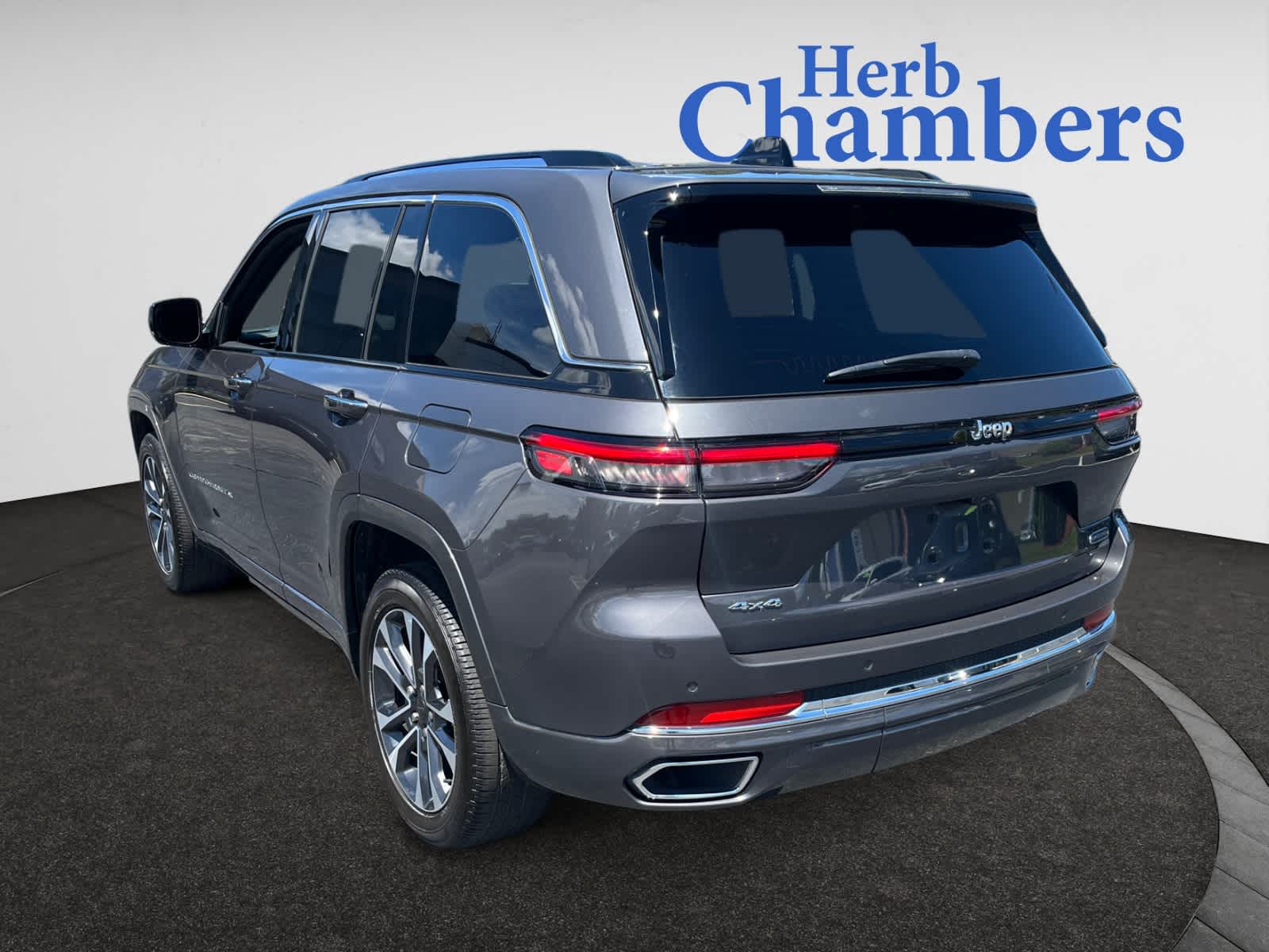 used 2024 Jeep Grand Cherokee car, priced at $47,287
