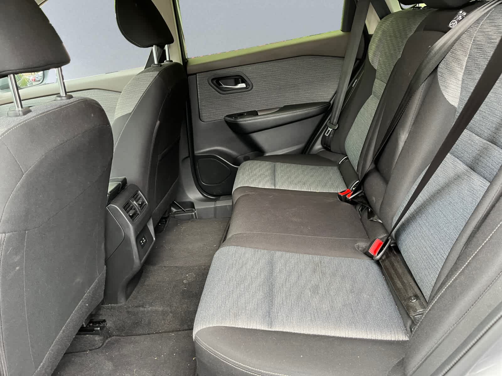 used 2023 Nissan Rogue car, priced at $21,487