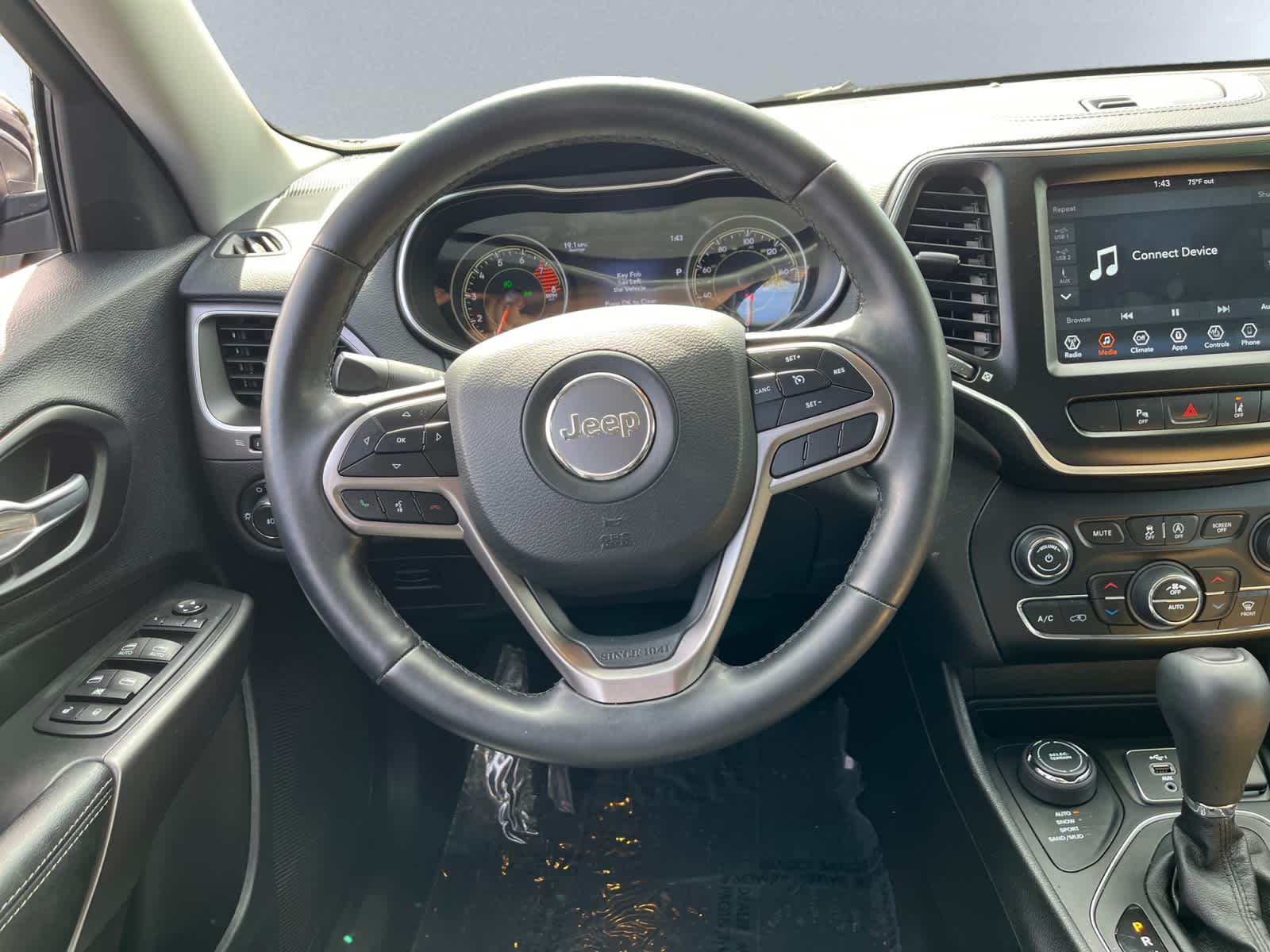 used 2021 Jeep Cherokee car, priced at $23,294