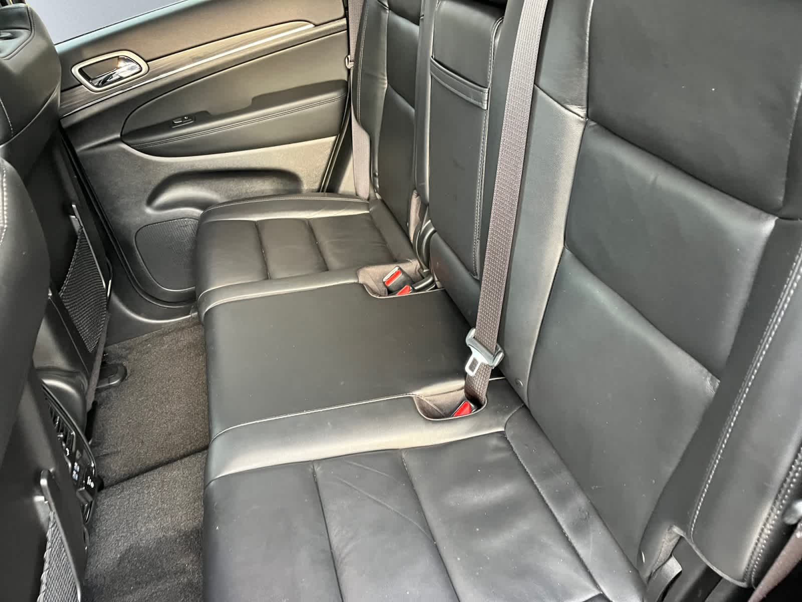 used 2022 Jeep Grand Cherokee WK car, priced at $29,646