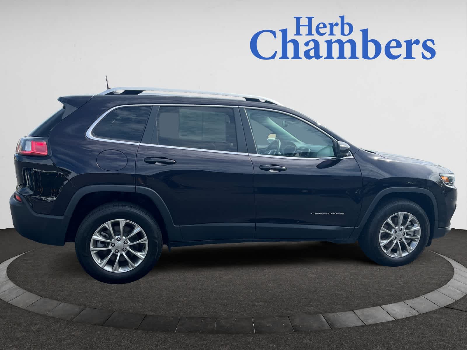 used 2021 Jeep Cherokee car, priced at $23,294