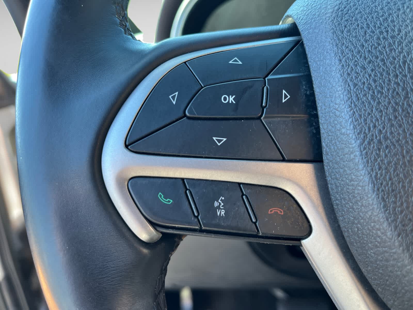 used 2018 Jeep Grand Cherokee car, priced at $14,487