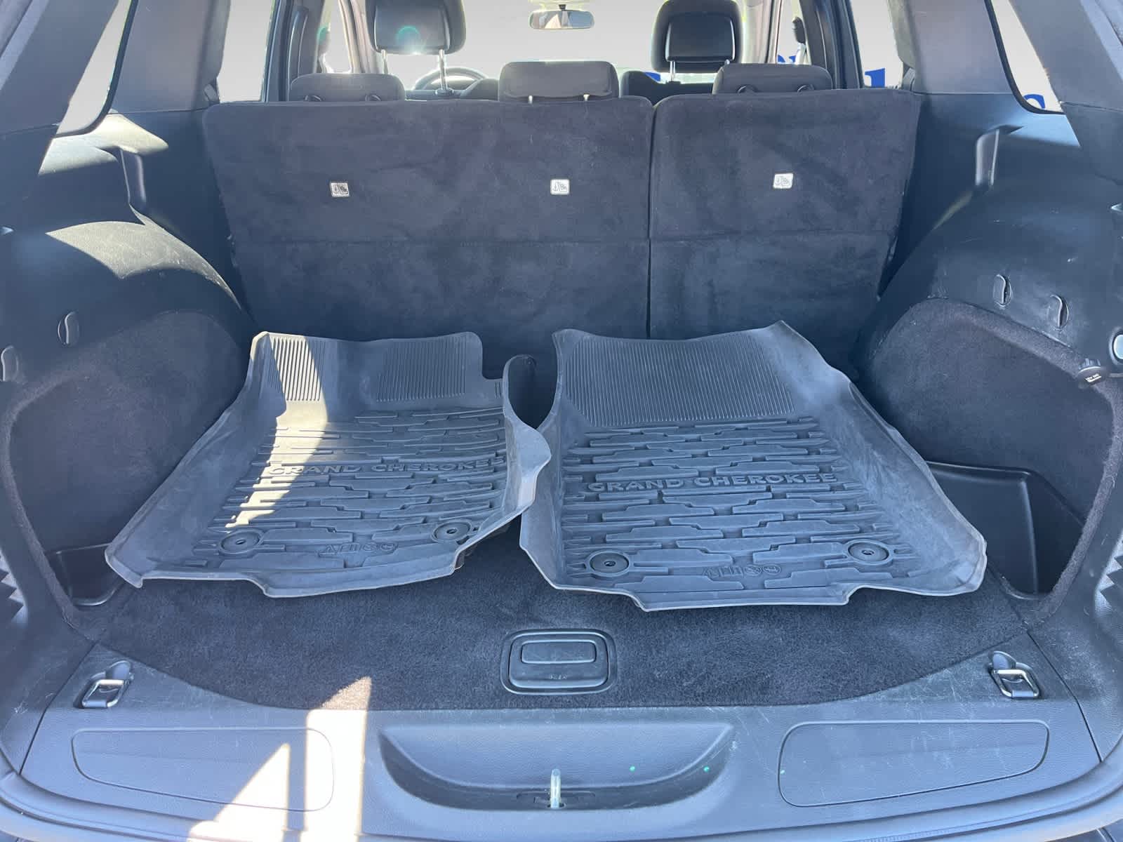 used 2018 Jeep Grand Cherokee car, priced at $14,487