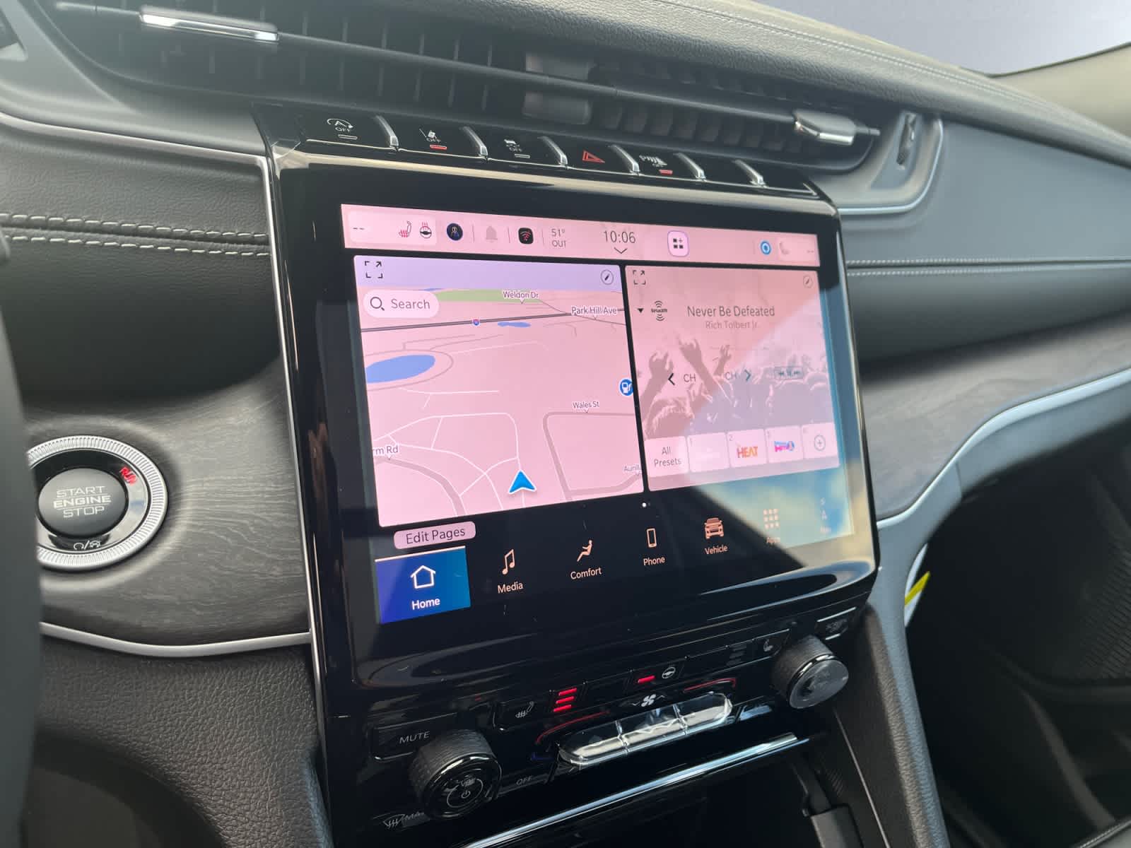 new 2025 Jeep Grand Cherokee car, priced at $48,635