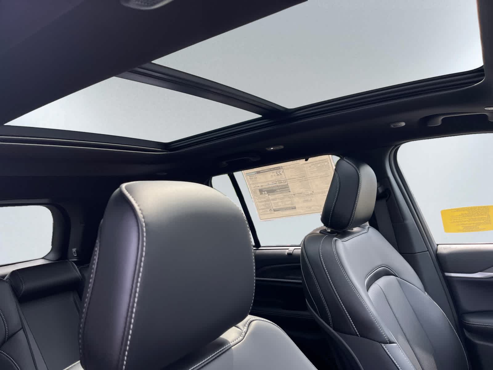 new 2025 Jeep Grand Cherokee car, priced at $52,935