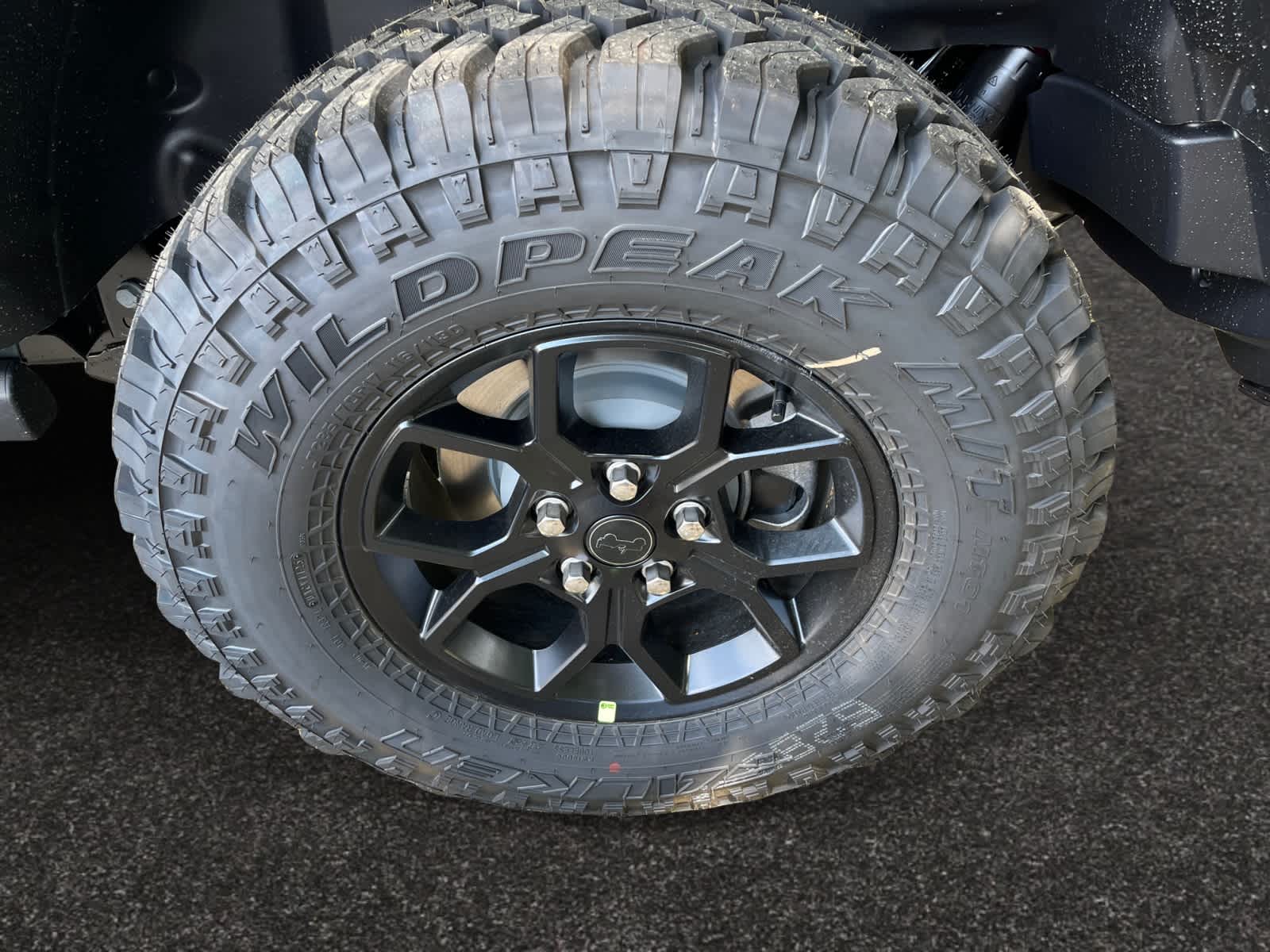new 2025 Jeep Wrangler car, priced at $53,075