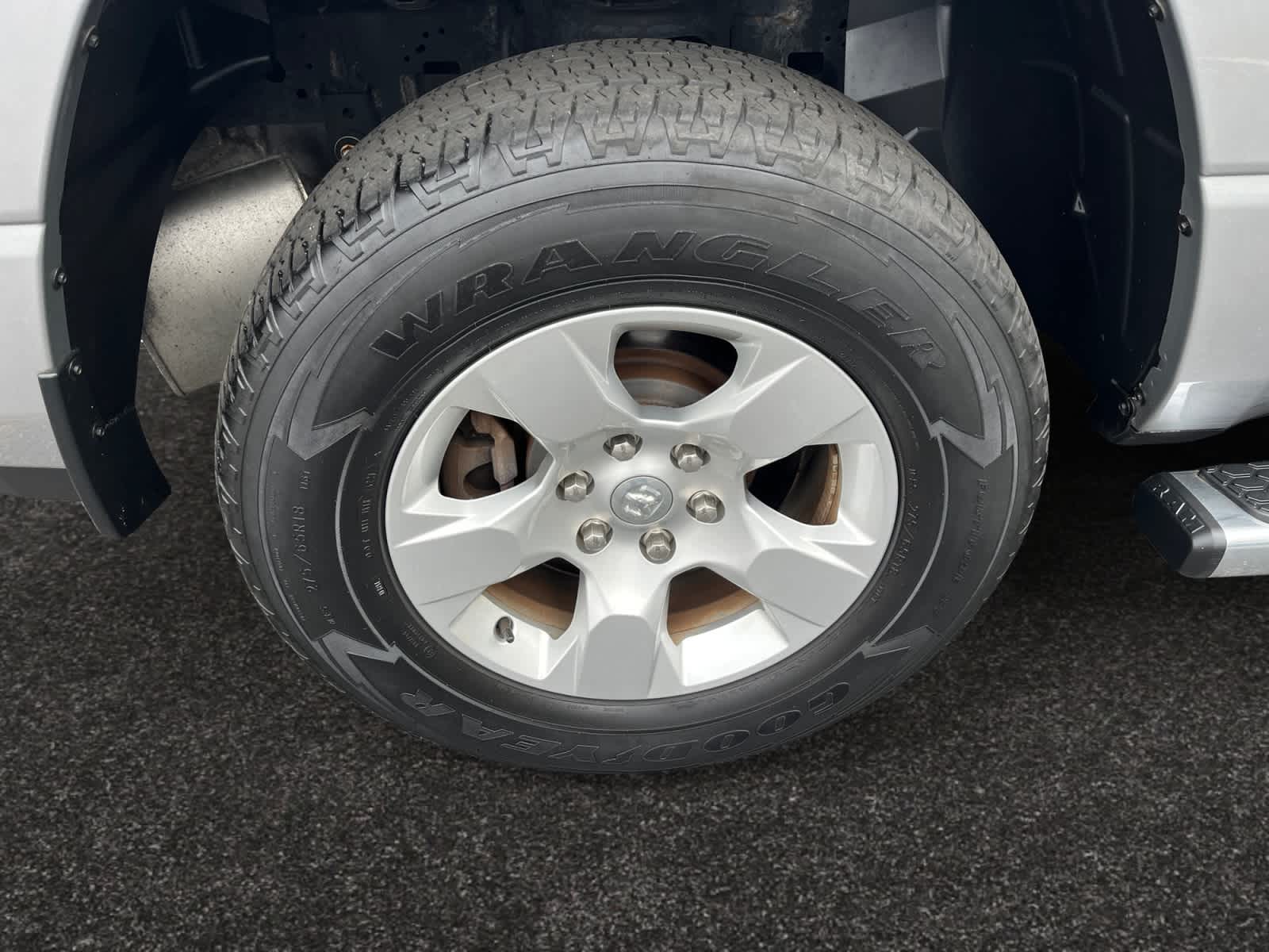 used 2022 Ram 1500 car, priced at $35,864