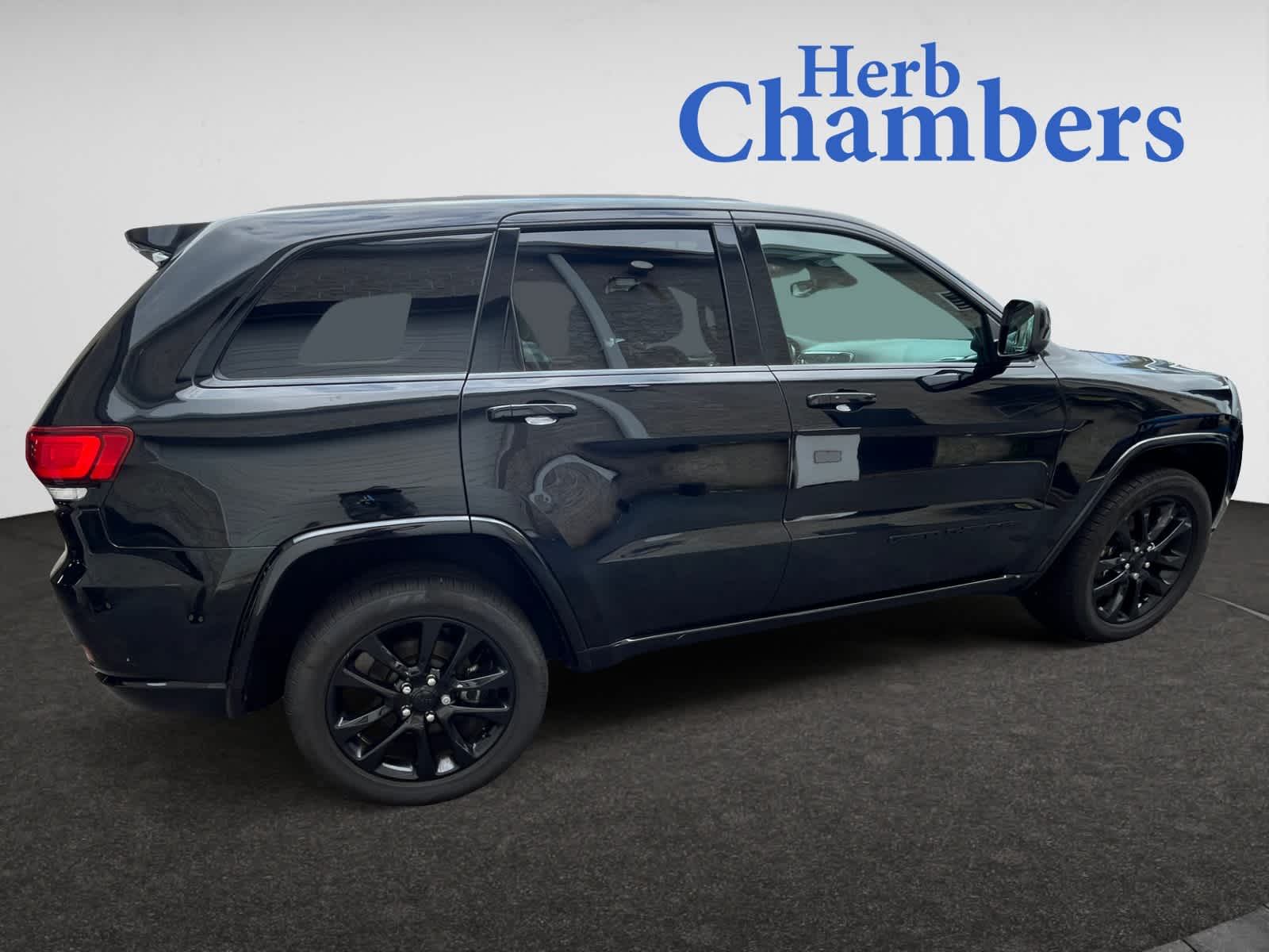 used 2021 Jeep Grand Cherokee car, priced at $25,987