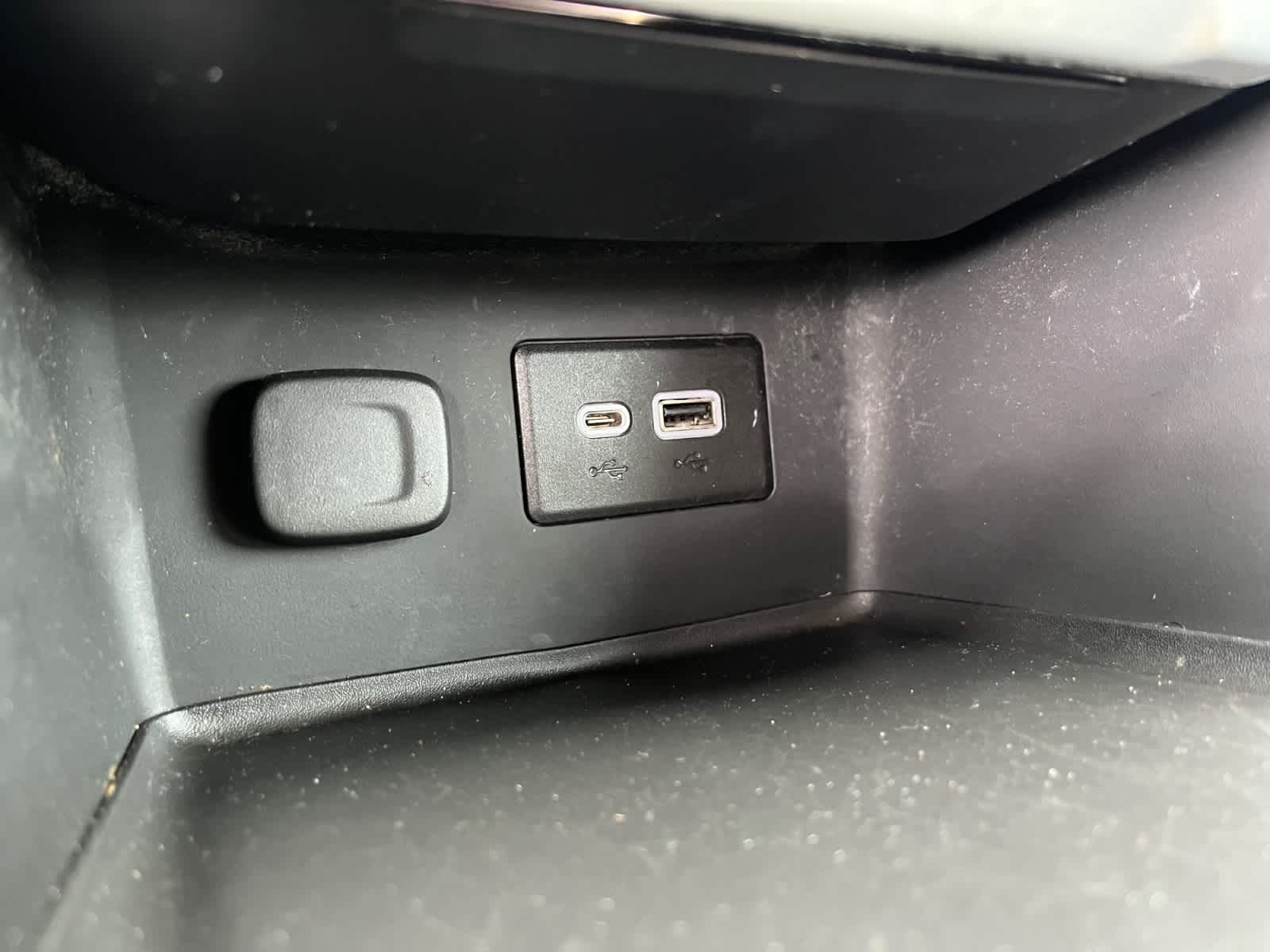 used 2022 GMC Acadia car, priced at $26,115