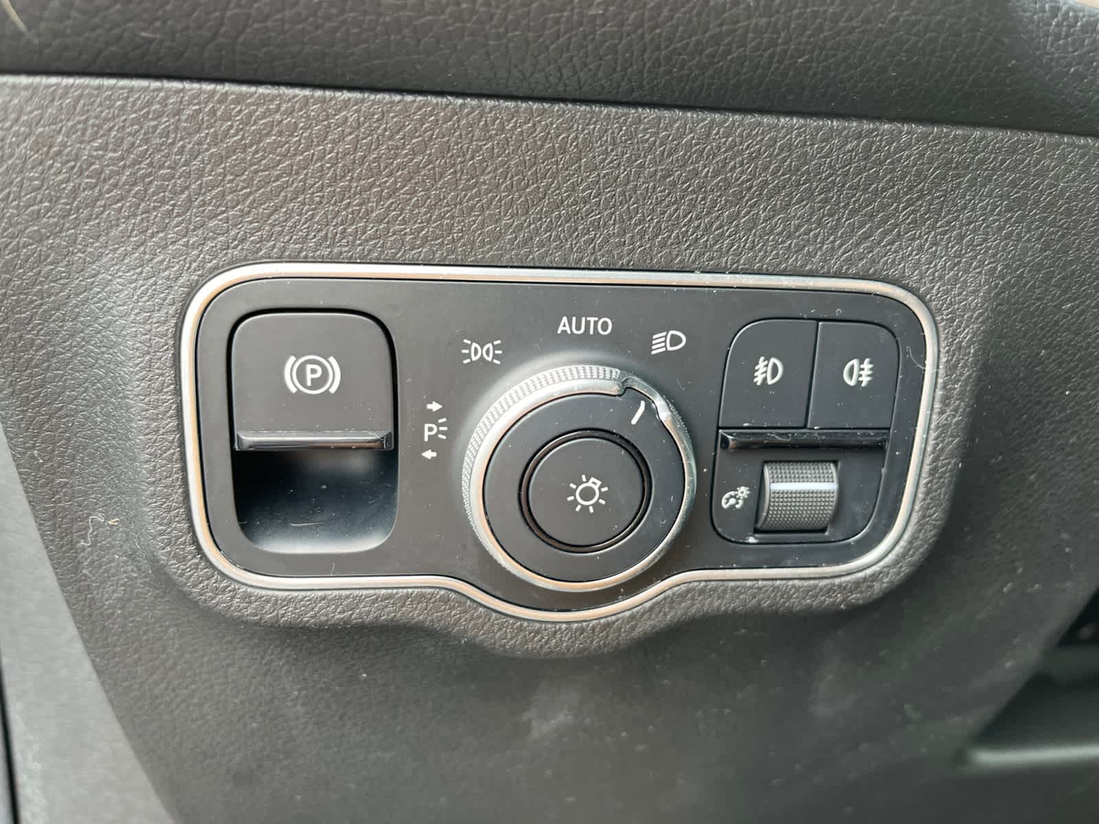 used 2020 Mercedes-Benz GLB car, priced at $22,287