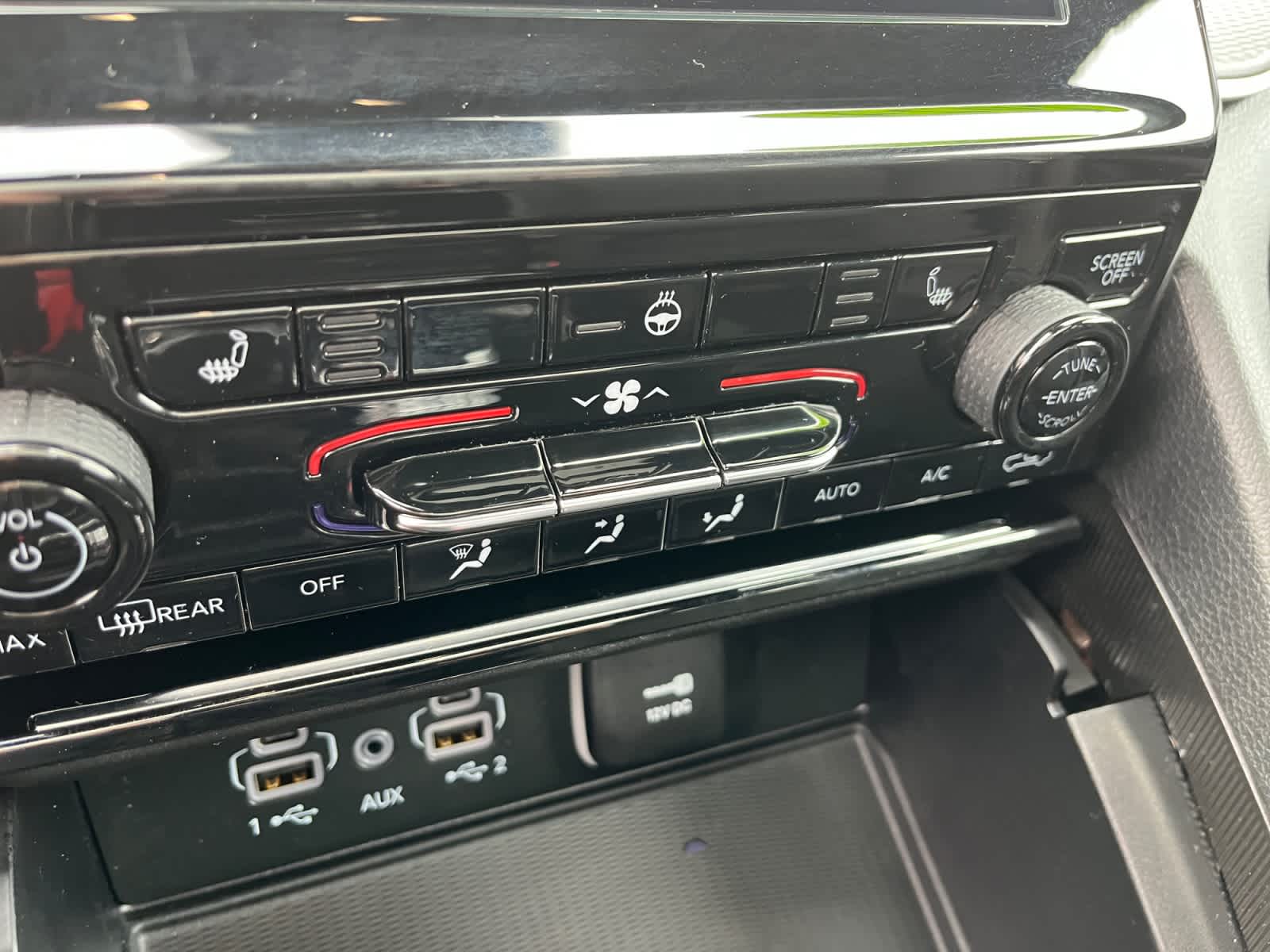 used 2024 Jeep Grand Cherokee car, priced at $32,280