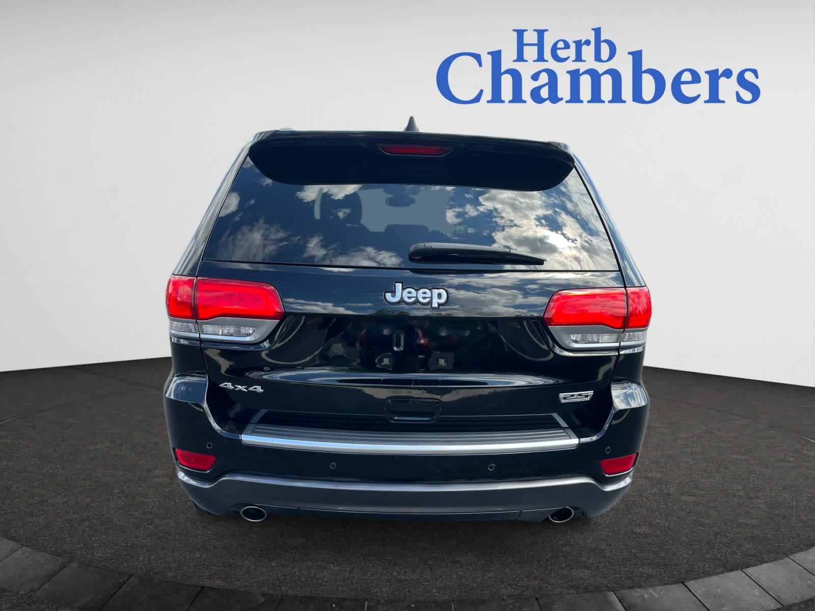used 2018 Jeep Grand Cherokee car, priced at $14,987