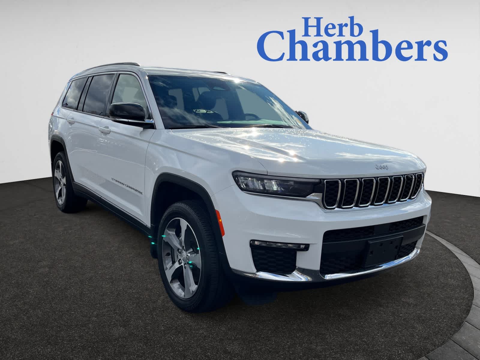 used 2024 Jeep Grand Cherokee L car, priced at $37,981