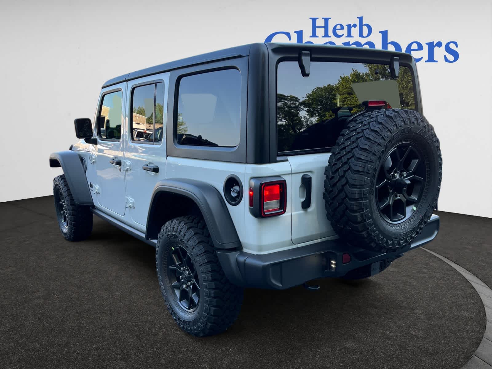 new 2025 Jeep Wrangler car, priced at $52,480