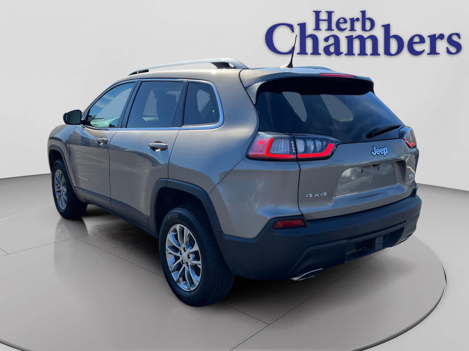 used 2021 Jeep Cherokee car, priced at $19,156