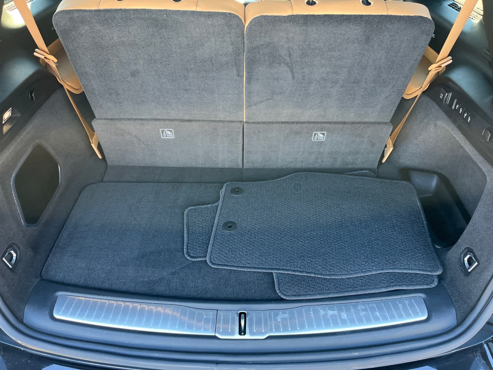 used 2021 Jeep Grand Cherokee L car, priced at $32,627