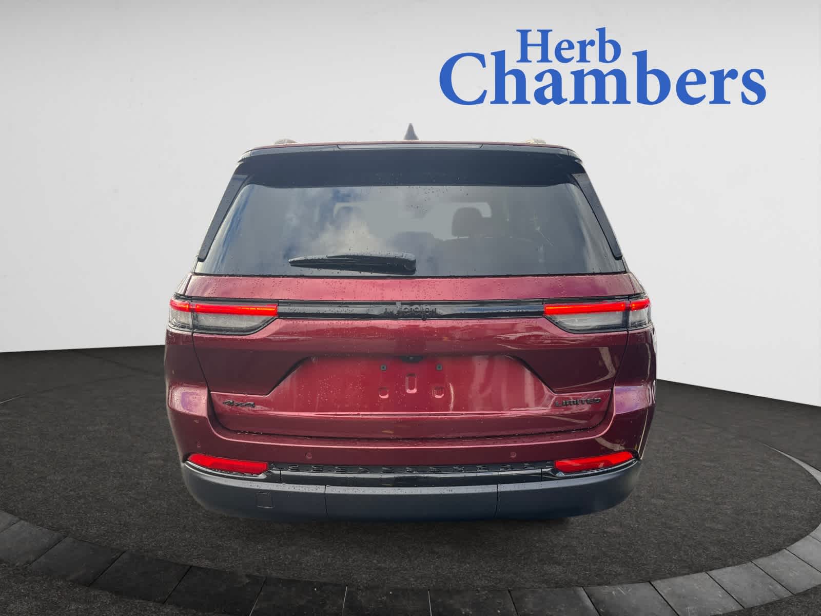 new 2025 Jeep Grand Cherokee car, priced at $48,635