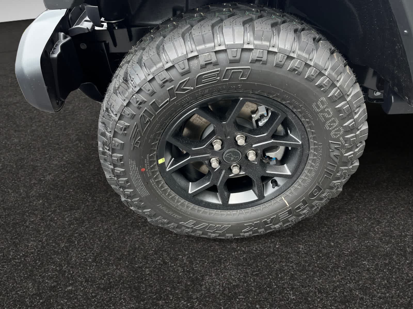 new 2025 Jeep Wrangler car, priced at $53,075