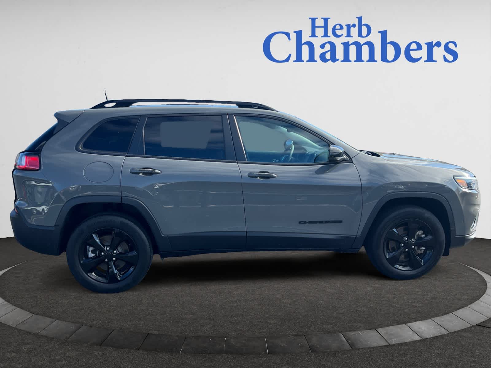 used 2023 Jeep Cherokee car, priced at $27,194