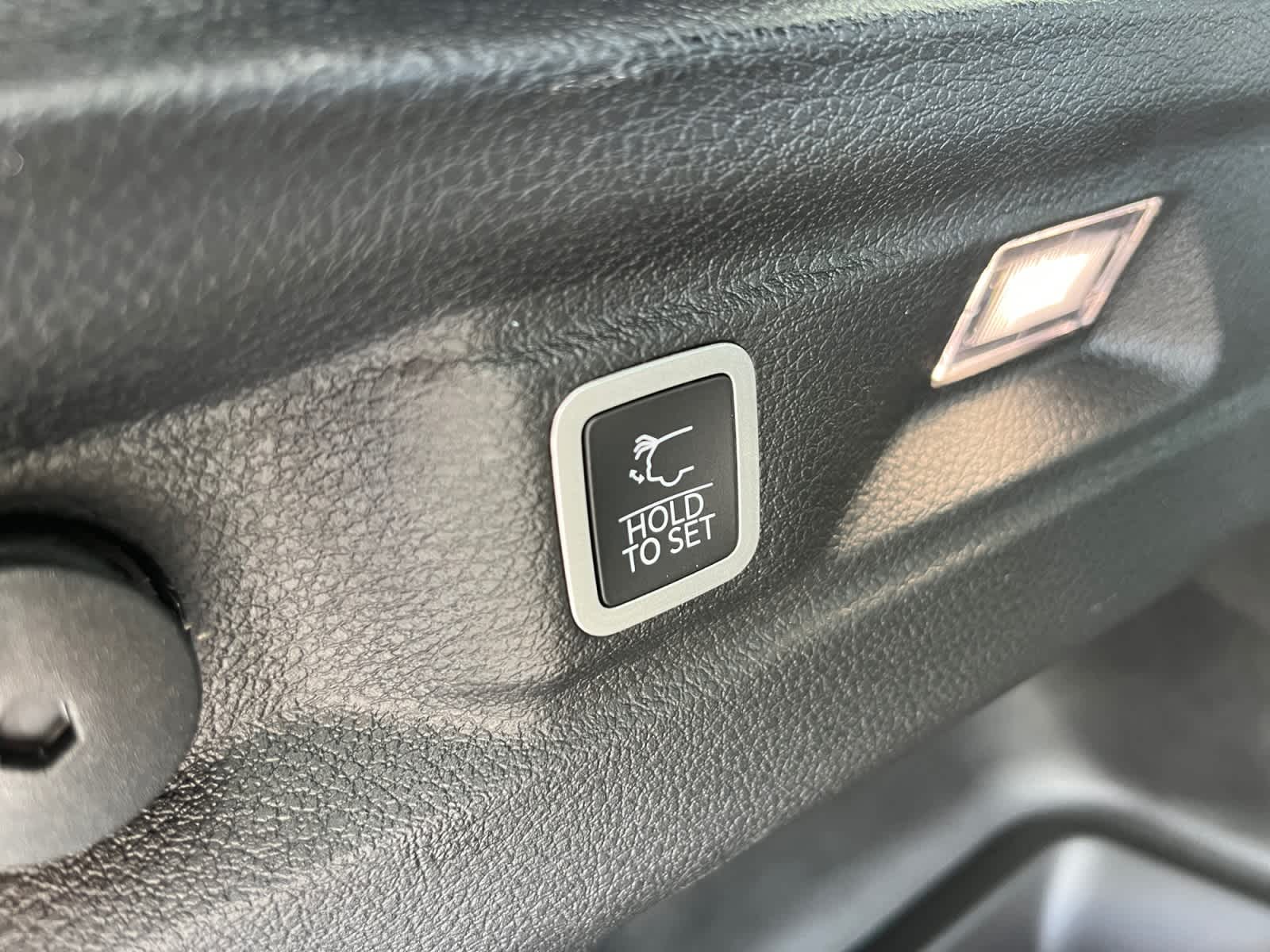 used 2025 Jeep Grand Cherokee L car, priced at $41,473