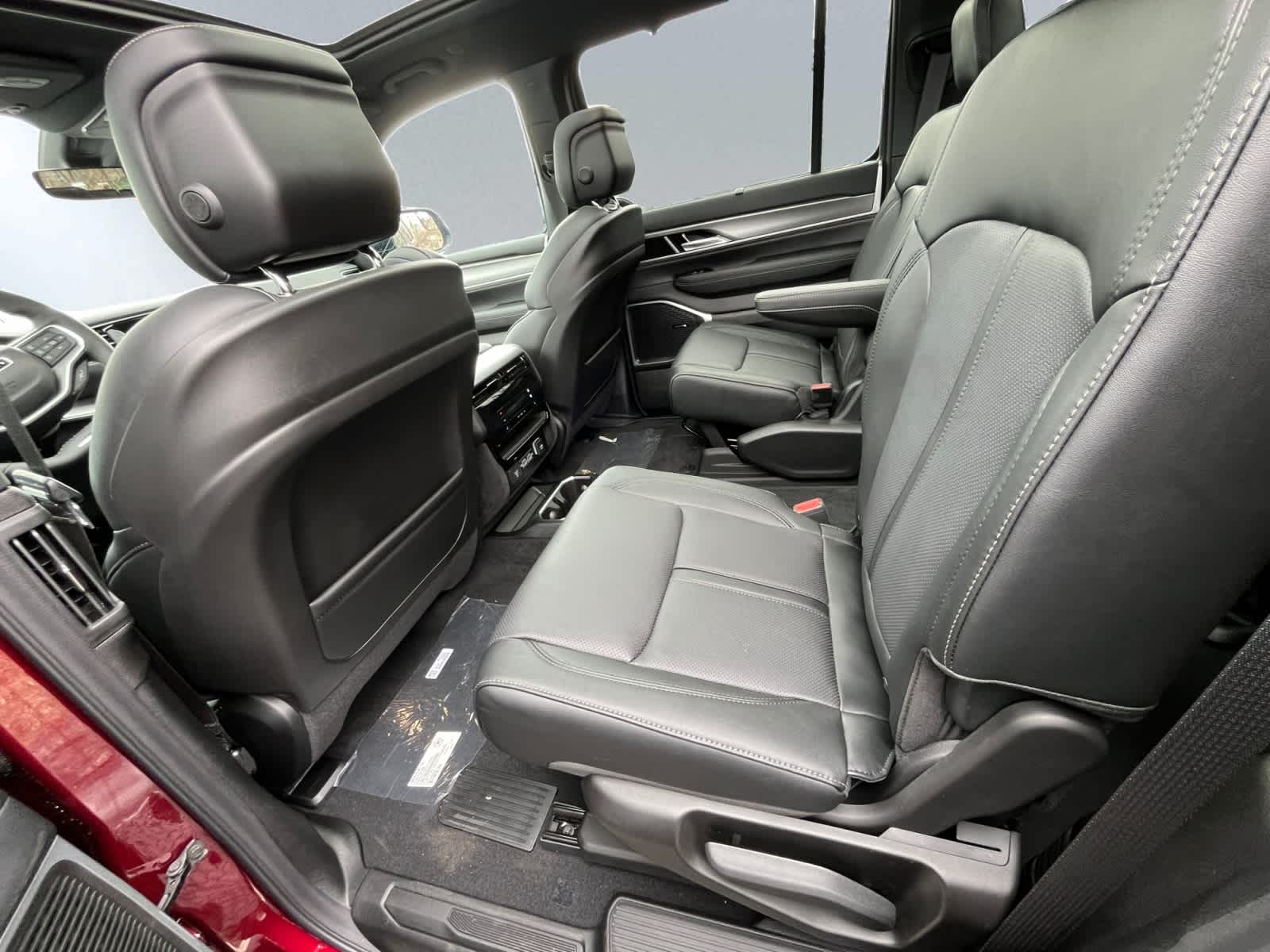 new 2025 Jeep Wagoneer car, priced at $80,675