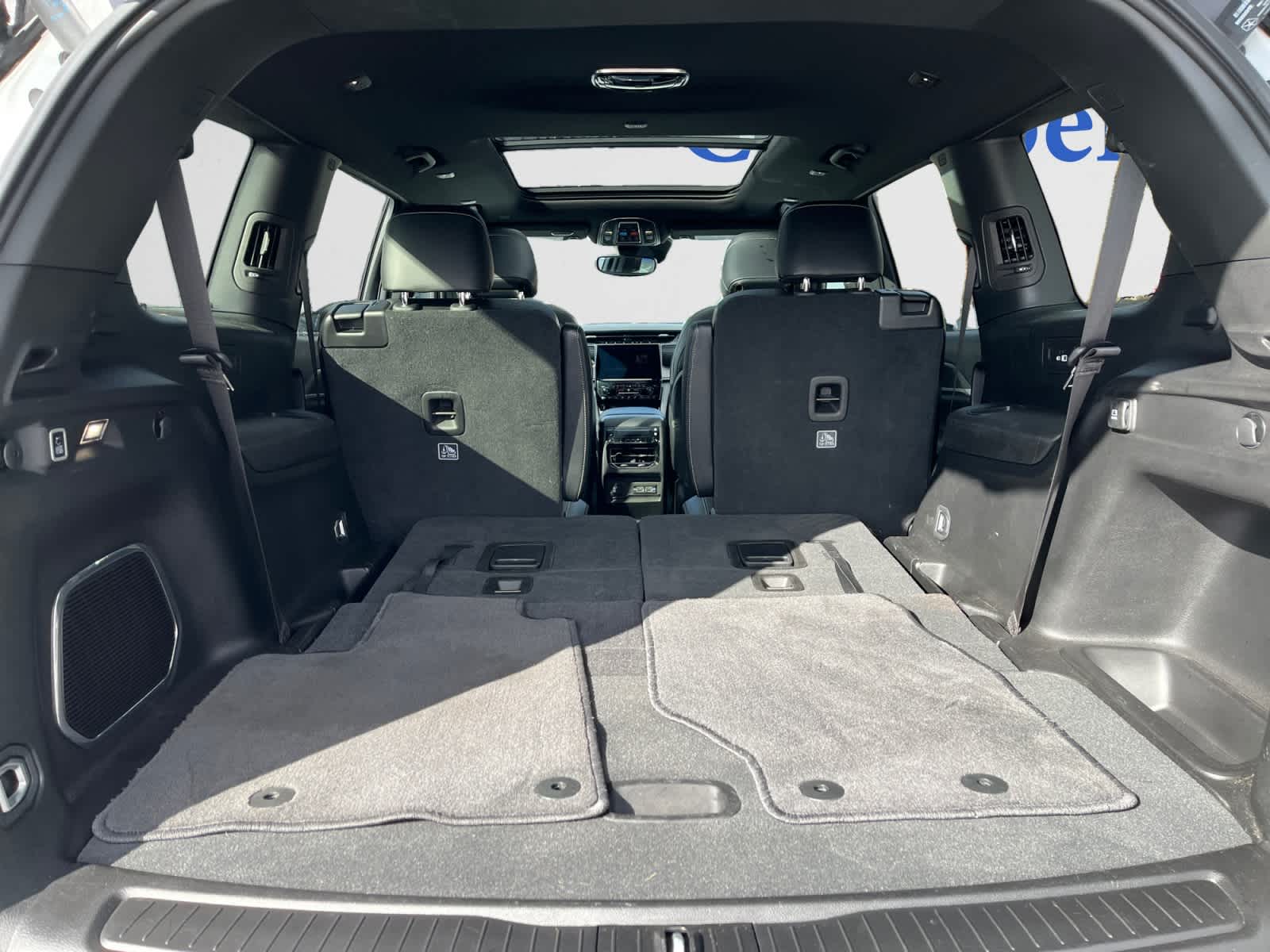 used 2024 Jeep Grand Cherokee L car, priced at $37,981