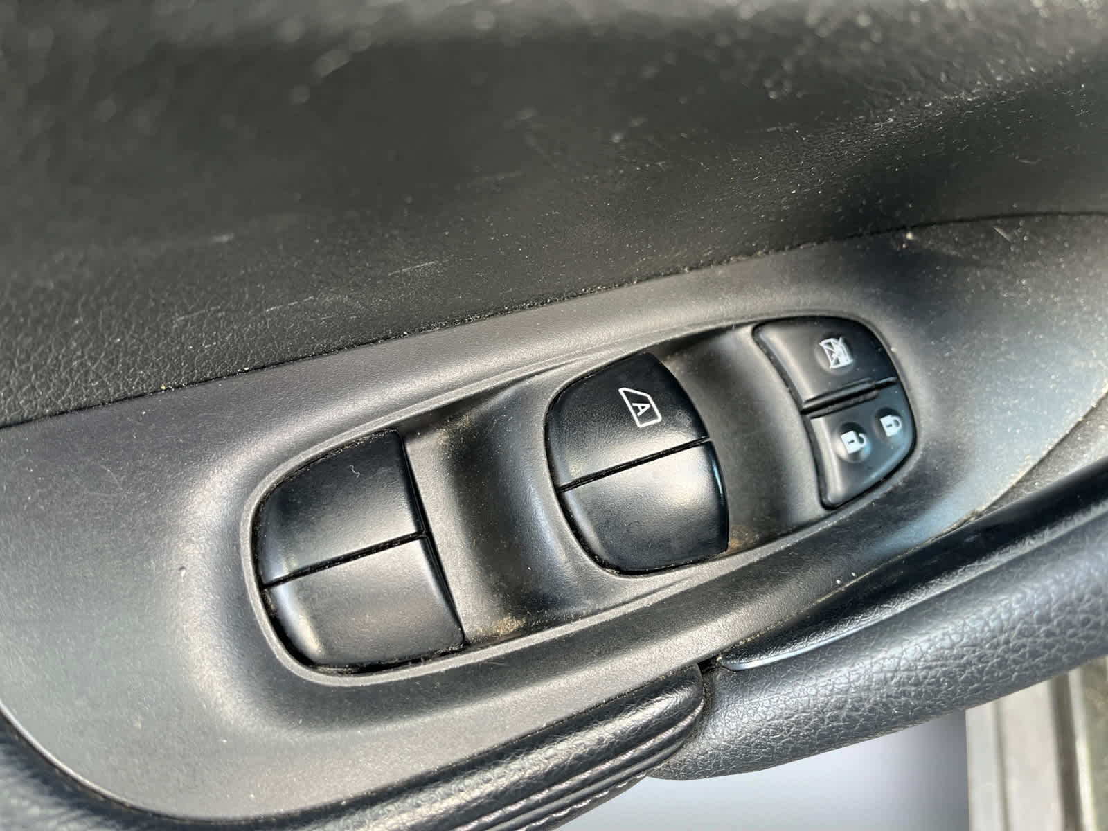 used 2016 Nissan Rogue car, priced at $11,375